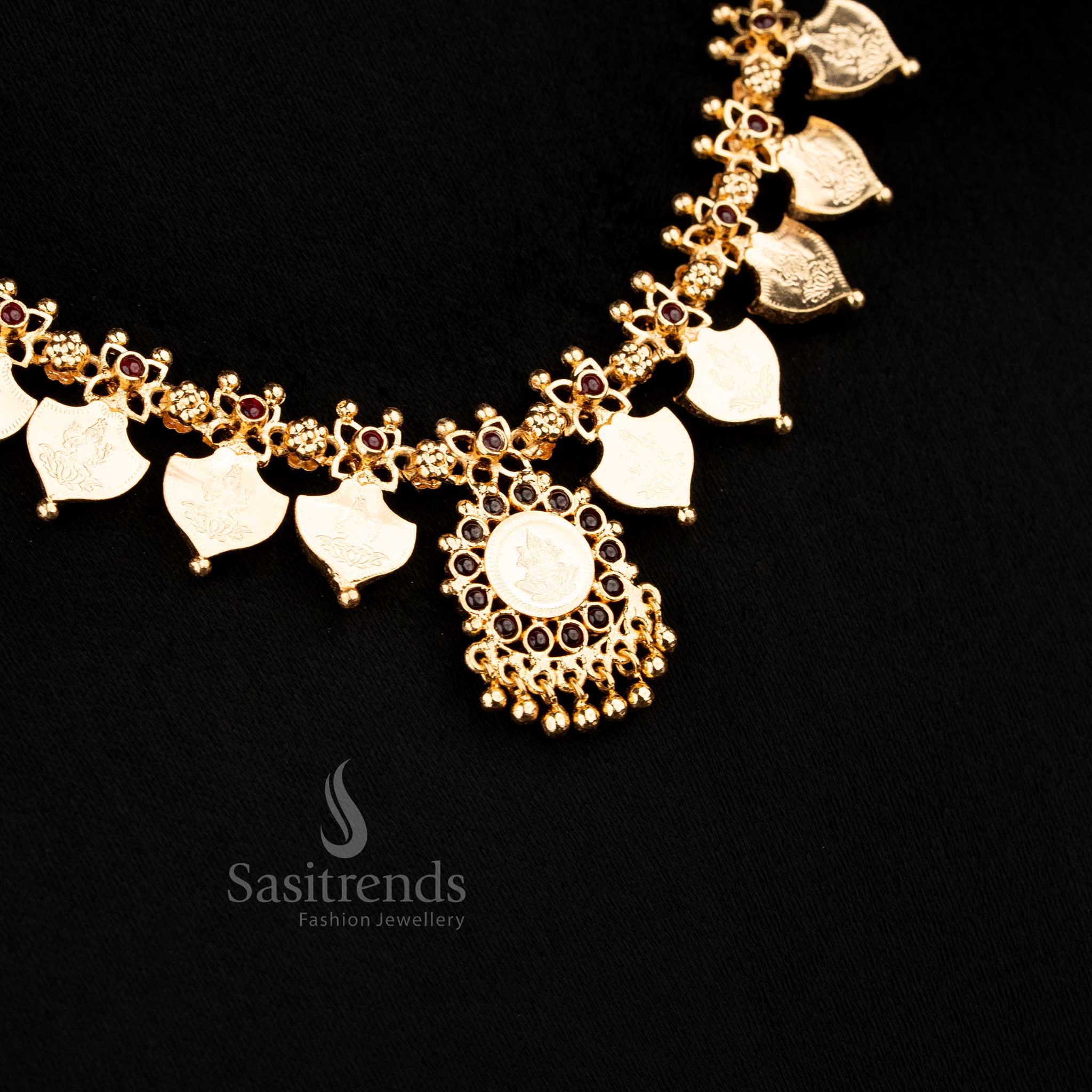 Regal gold plated Palakka Lakshmi ornament necklace, beautiful choice for traditional attire - Sasitrends