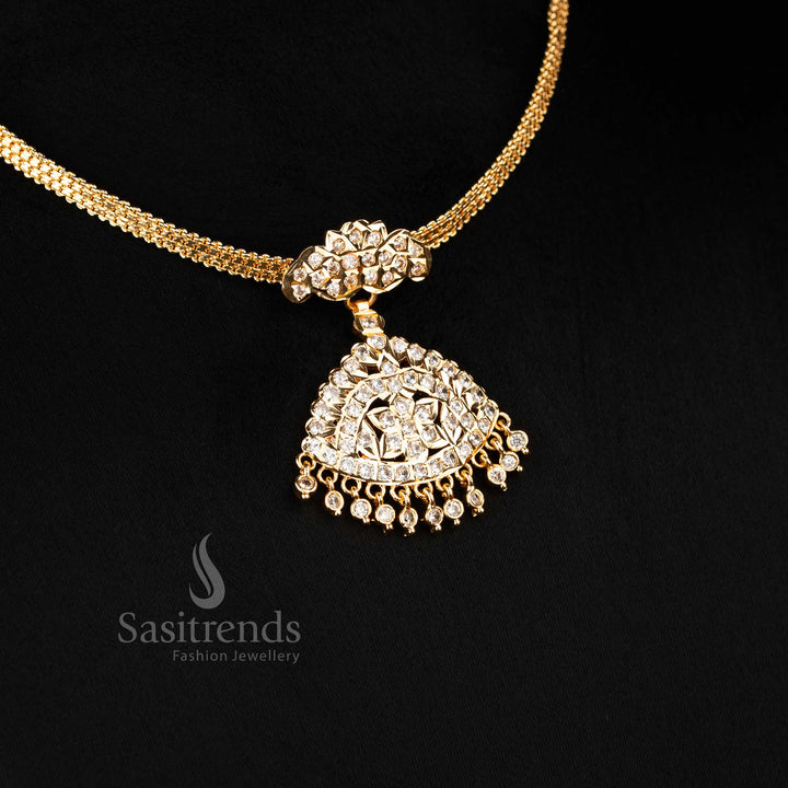 Classic white impon micro gold plated star petal pendant addigai necklace, elegant ethnic jewellery ideal for spiritual visits and heritage saree looks - Sasitrends