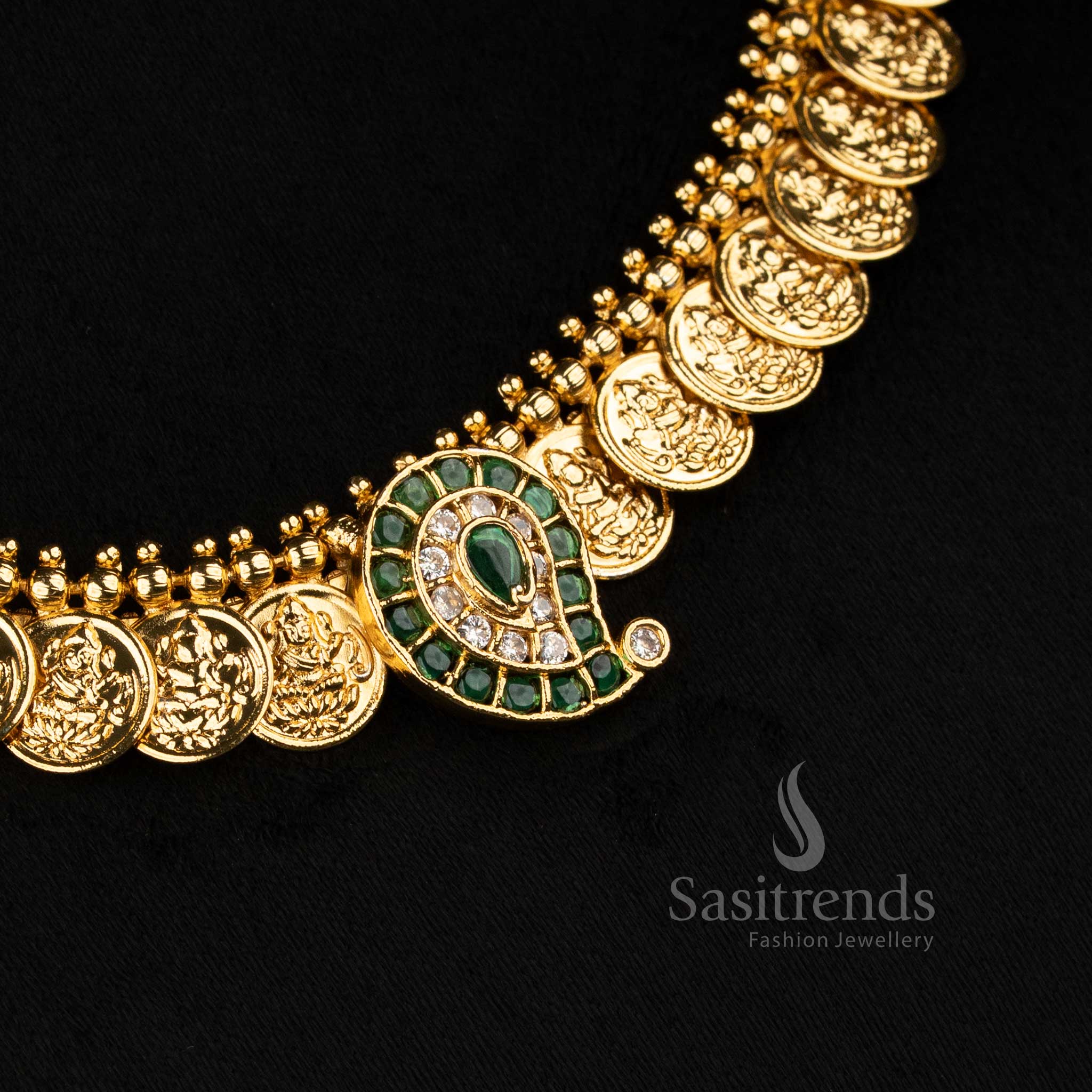 Traditional green white matte gold temple Kemp Lakshmi coin paisley long necklace for spiritual gatherings - Sasitrends