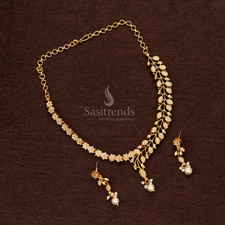 Beautiful Classic Matte Gold-Plated Leaf Pattern Necklace Jewellery Set with Pearl & Stone Embellishments - Sasitrends