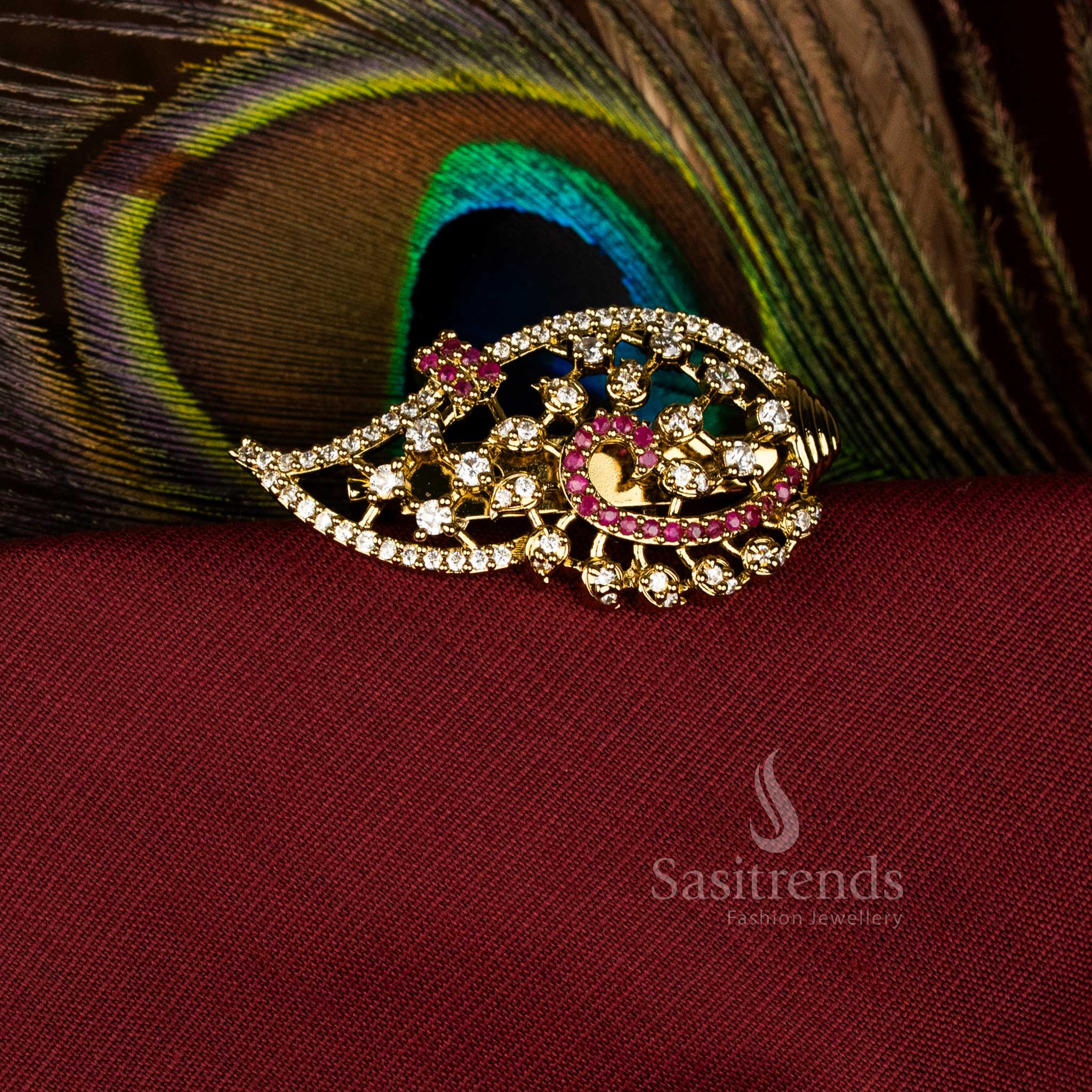 Opulent White-Ruby Paisley Sangu Pin with Mahendi Finish and American Diamond Detailing, Elegant for Temple and Festive Jewellery Wear – Sasitrends