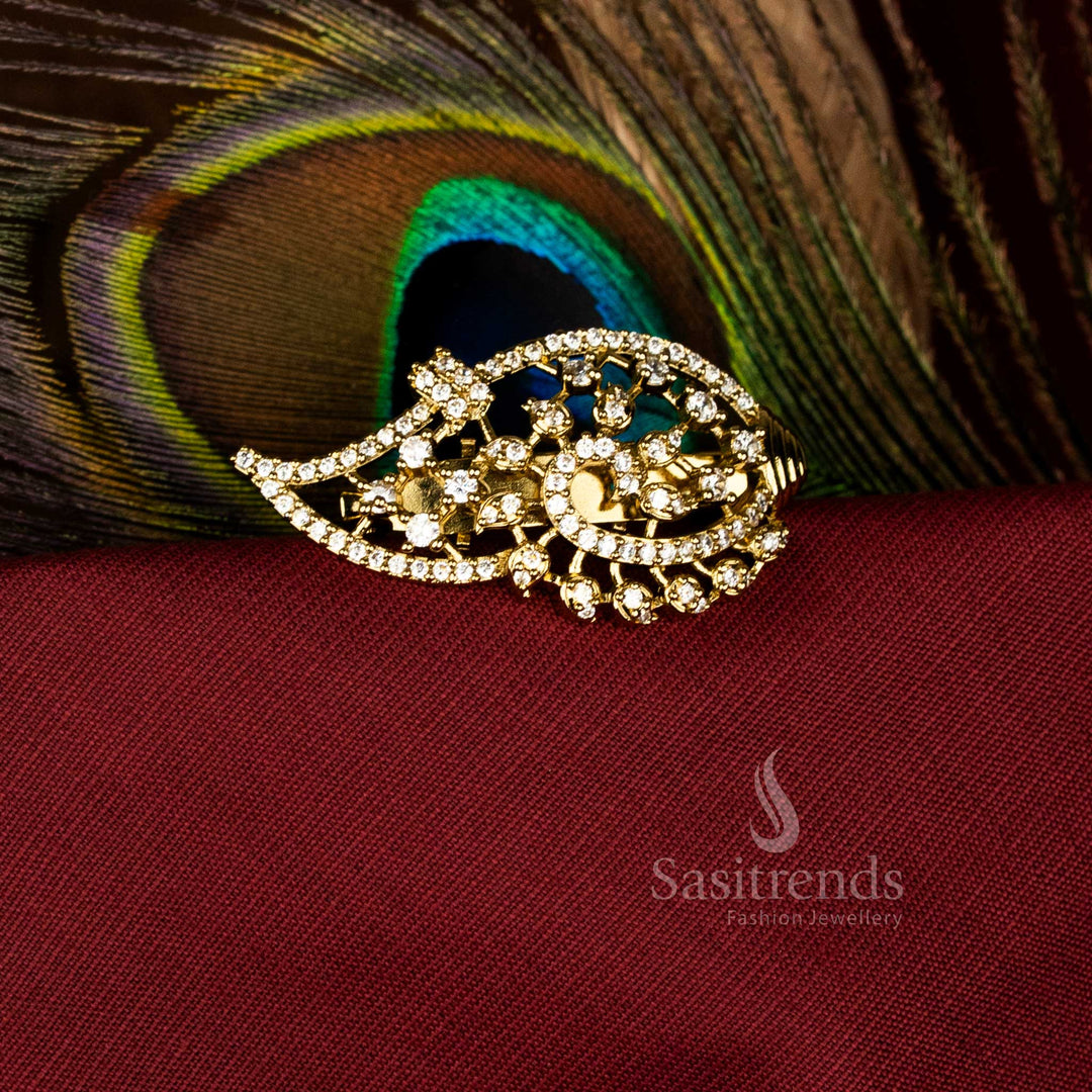 Regal American Diamond Paisley Saree Pin in White with Mahendi Finish, Elegant for Traditional Bridal, Festive, and Temple Jewellery – Sasitrends