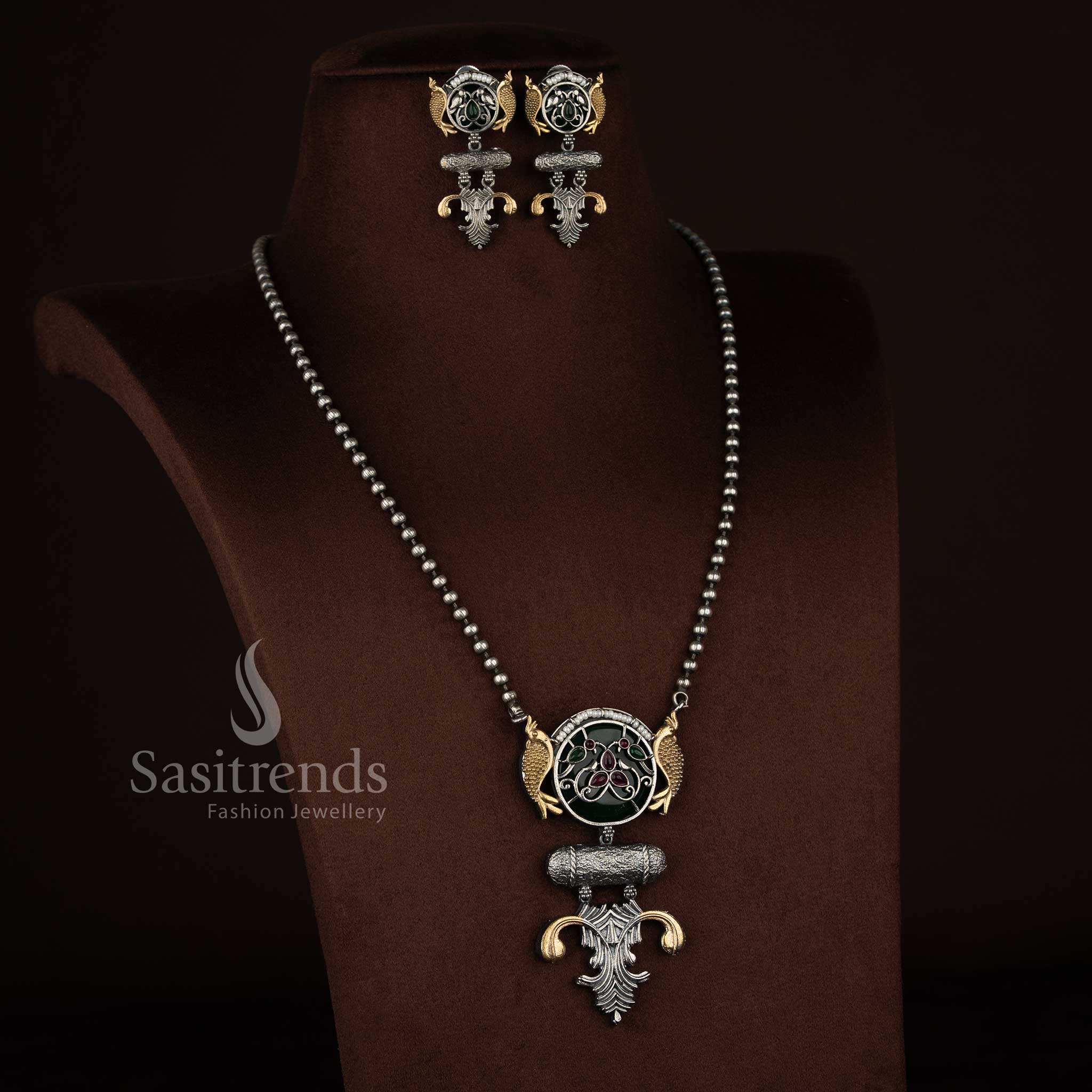 Antique Oxidised 92.5 Silver Plated Dual Fish Circular Medallion Pendant Long Necklace Jewellery Set with Cylindrical Bar Bead Chain ruby green colour for traditional functions Sasitrends