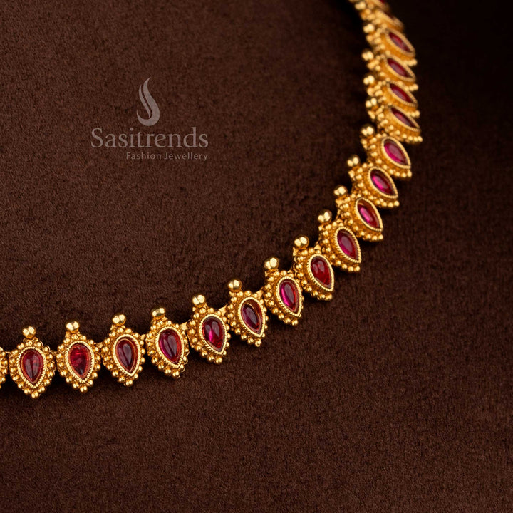 Enchanting classic matte gold plated ruby geometric necklace with detailed artisan work – Sasitrends