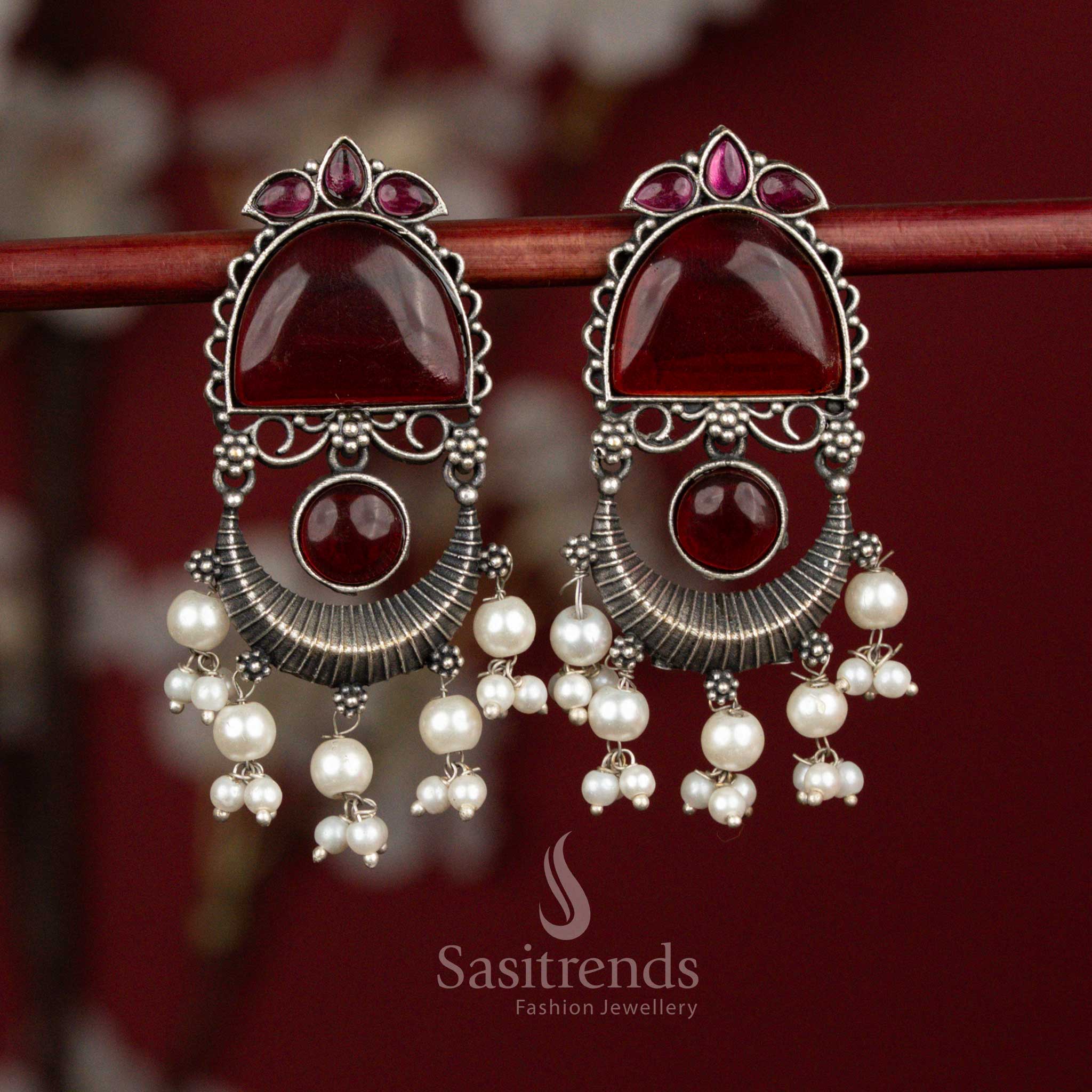 Wine maroon oxidised silver crescent arch monalisa stone pearl hanging earrings for festive and party styling jewellery – Sasitrends