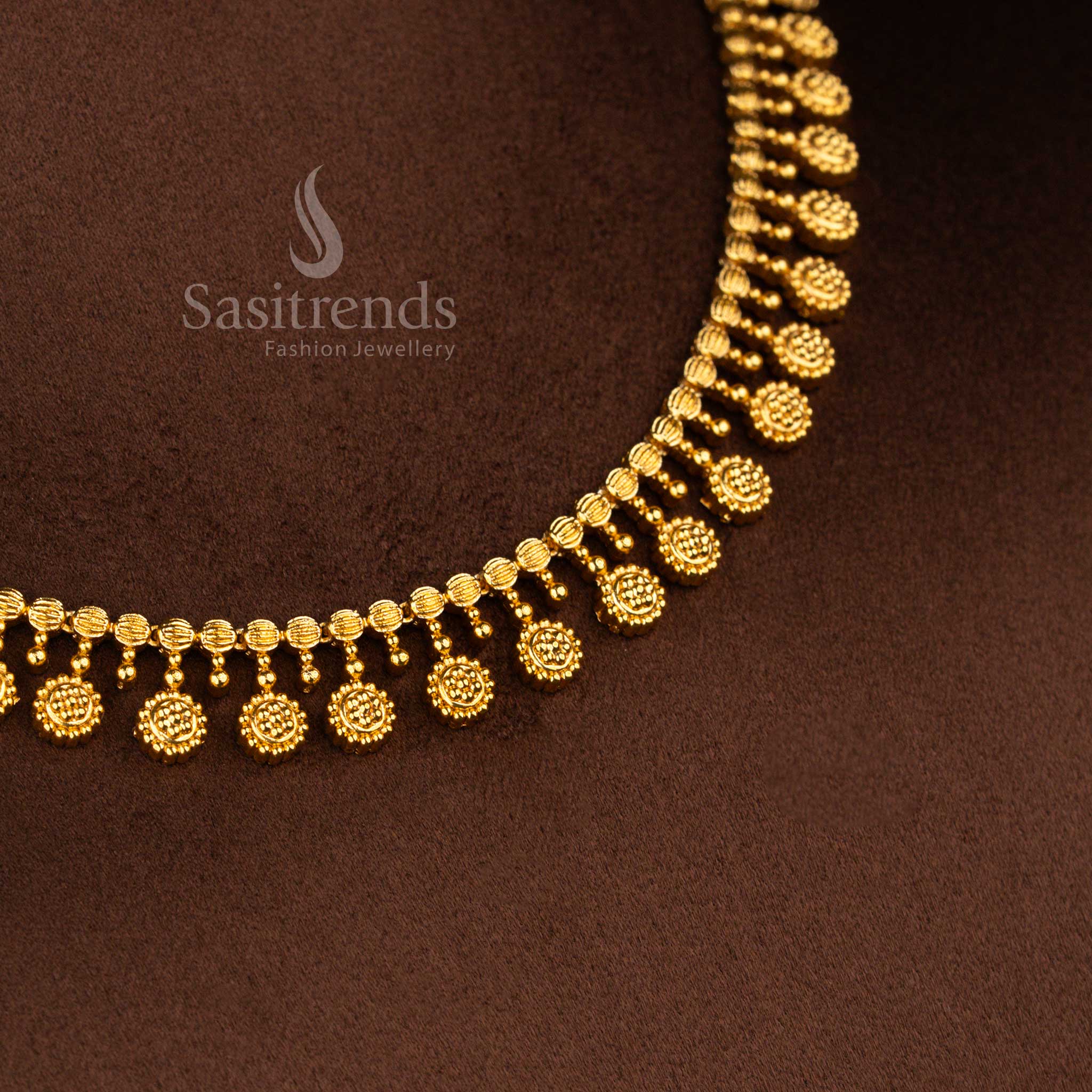 Temple matte gold plated necklace crafted with intricate traditional artistry for women festive and cultural styling – Sasitrends