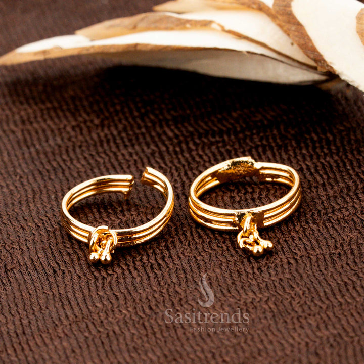 Adjustable micro gold toe rings featuring a single hanging bell – simple yet stylish one gram temple jewellery for elegant souls - Sasitrends