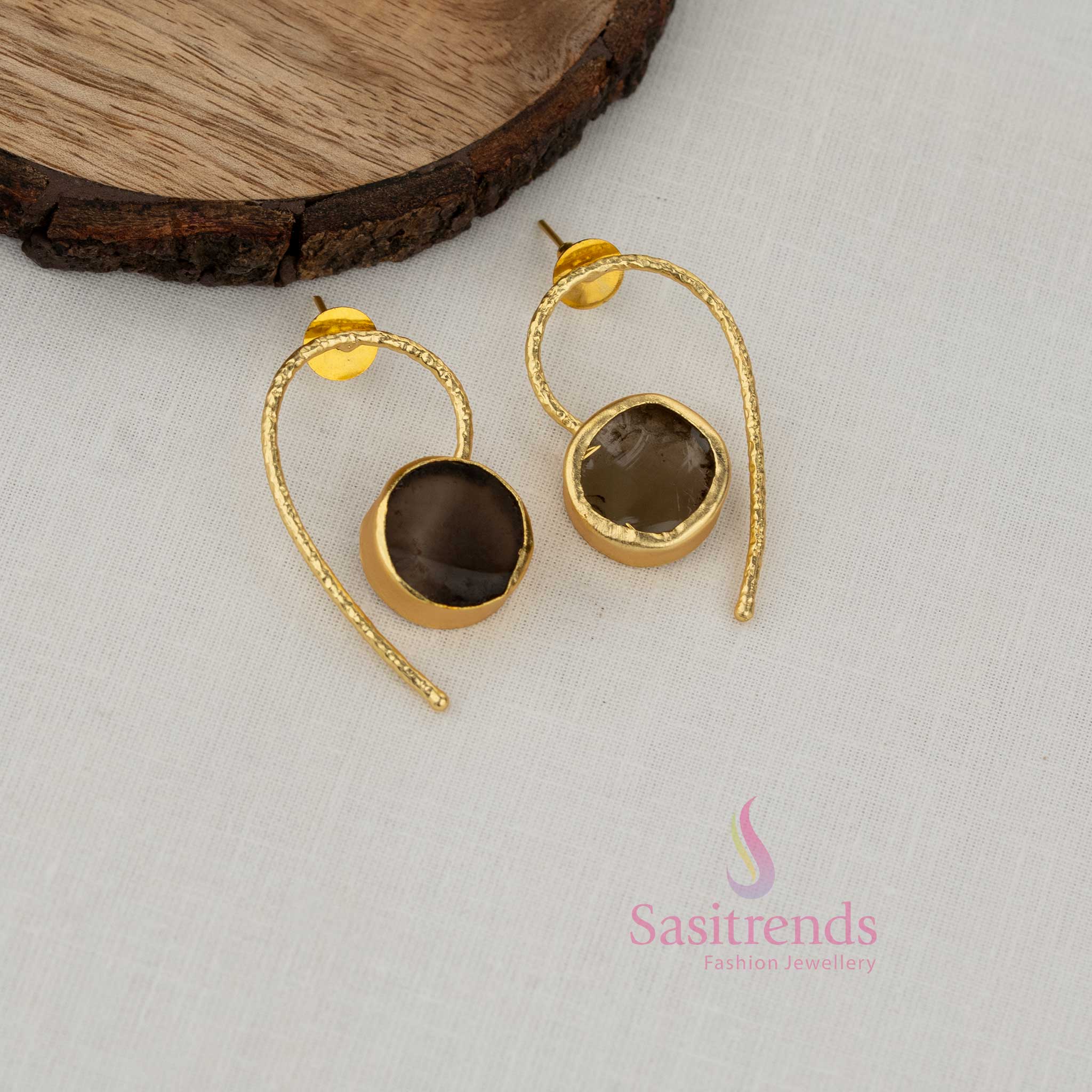 Contemporary hammered U shape open circlet earrings featuring warm brown stone accents in gold plated finish designed for office wear, college styling and everyday fashion - Sasitrends