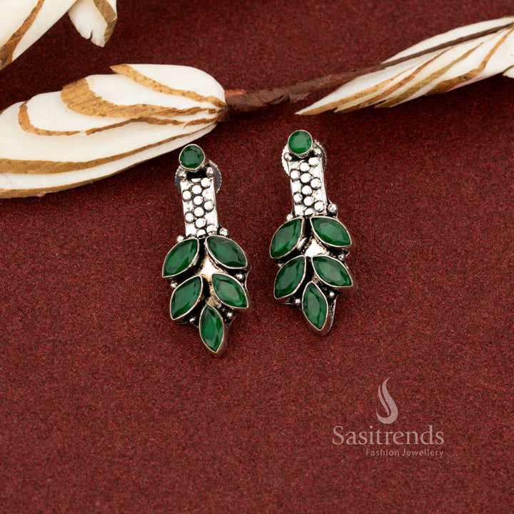 Natural green oxidised marquise leaf cluster stone earrings designed for everyday office confidence and professional styling – Sasitrends