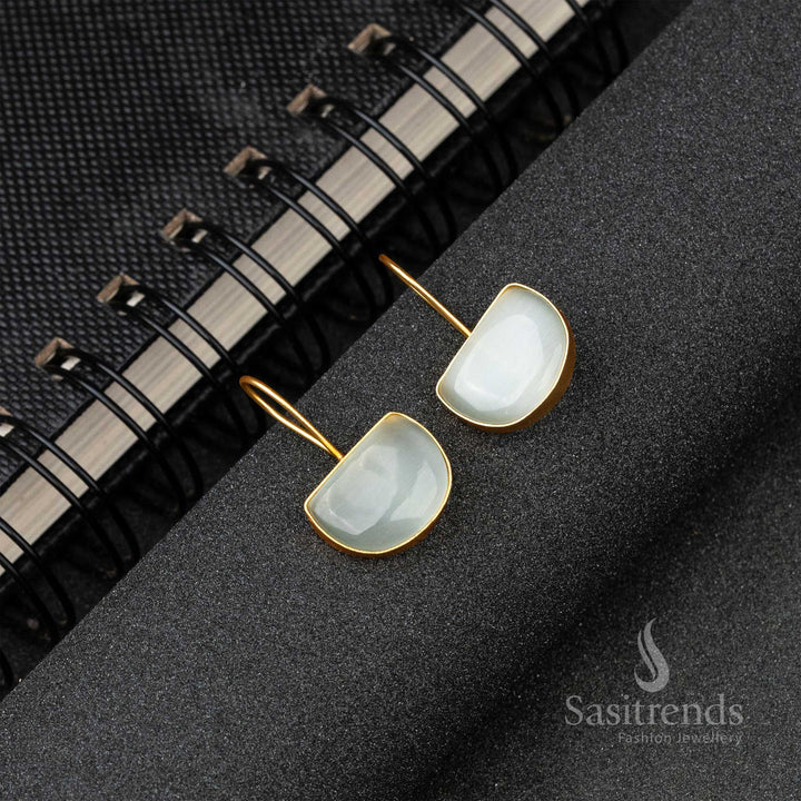 Office Wear Gold Plated Light Gray Monalisa Stone Fish Hook Earrings 