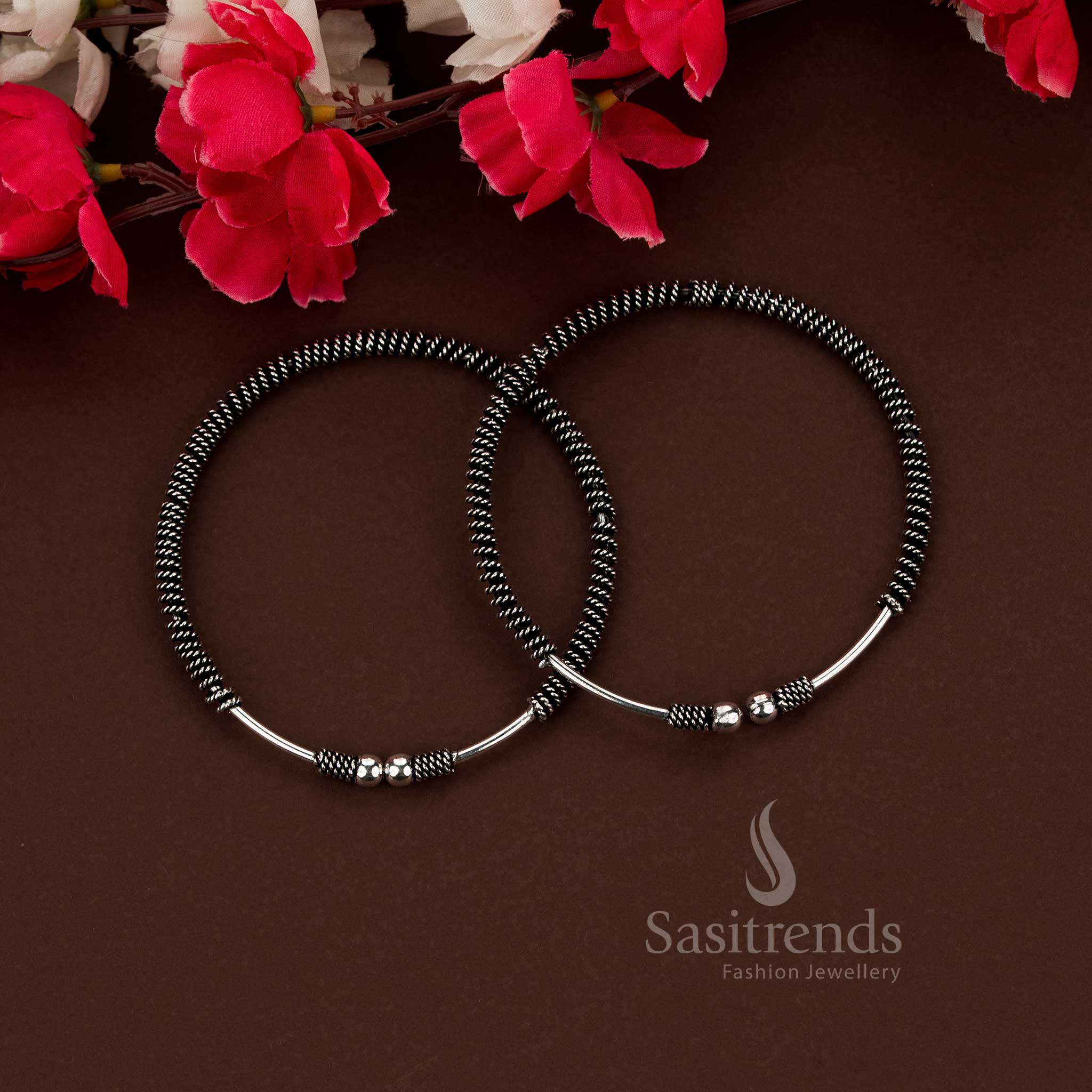 Handcrafted oxidised payal Kada anklet ideal for everyday casual styling with fine detailing – Sasitrends