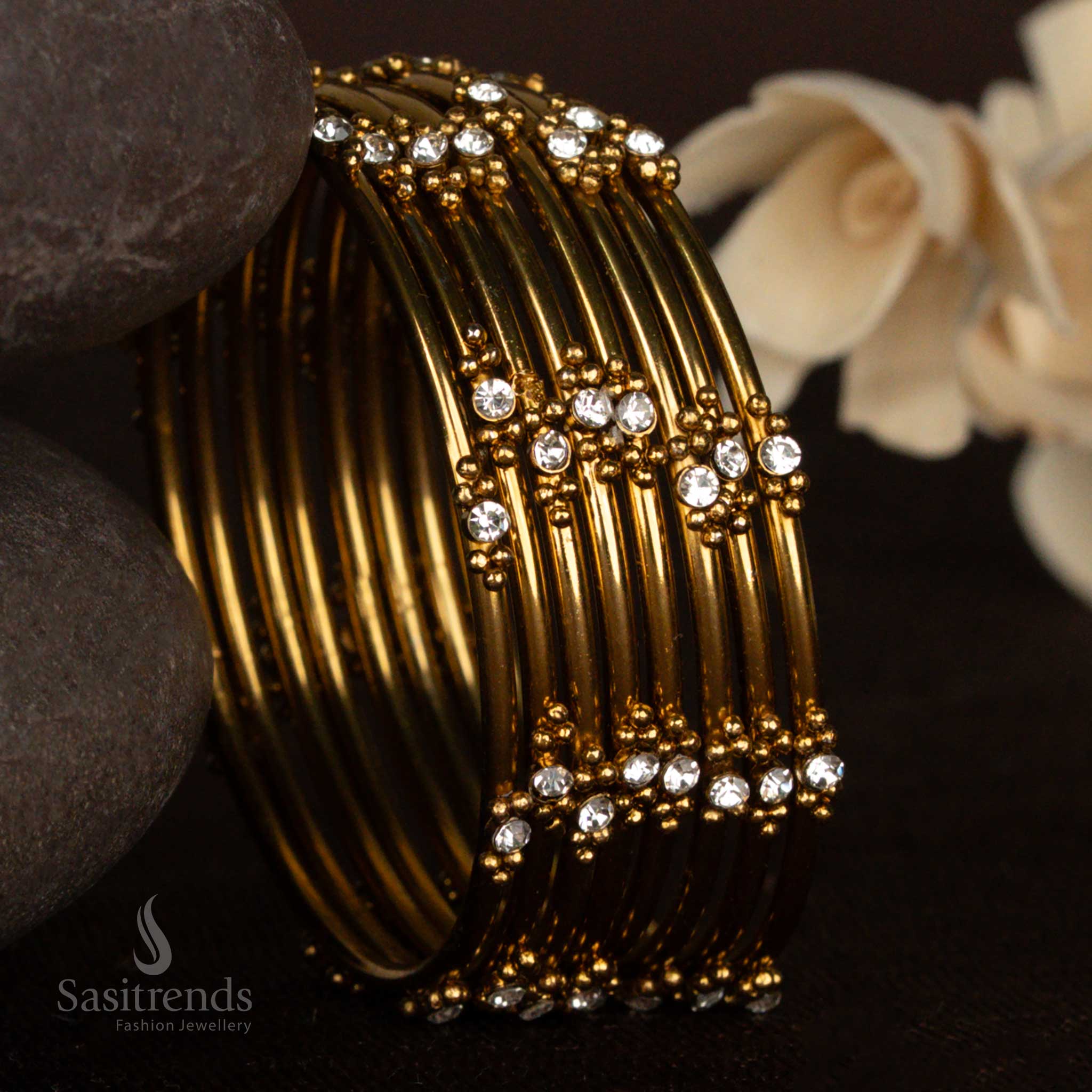 Elegant Traditional antique finish stone bangles for saree wear – Sasitrends