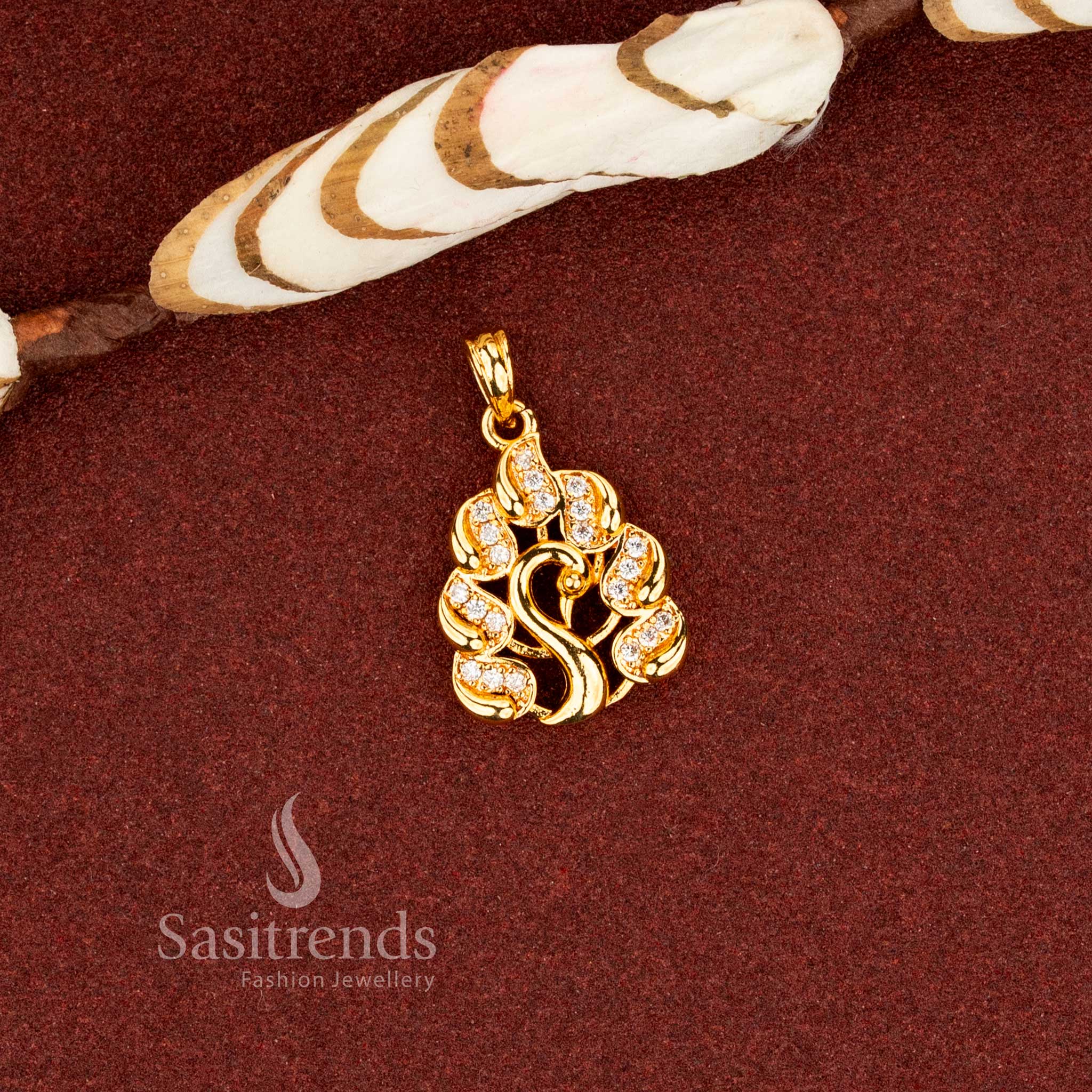 Radiant micro gold plated American diamond designer trendy peacock pendant for daily wear, office and festive occasions – Sasitrends
