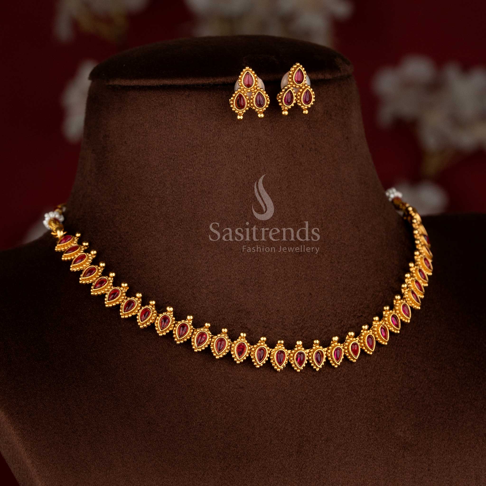 Exquisite classic matte gold plated ruby necklace set with jhumka earrings for elegant gatherings – Sasitrends