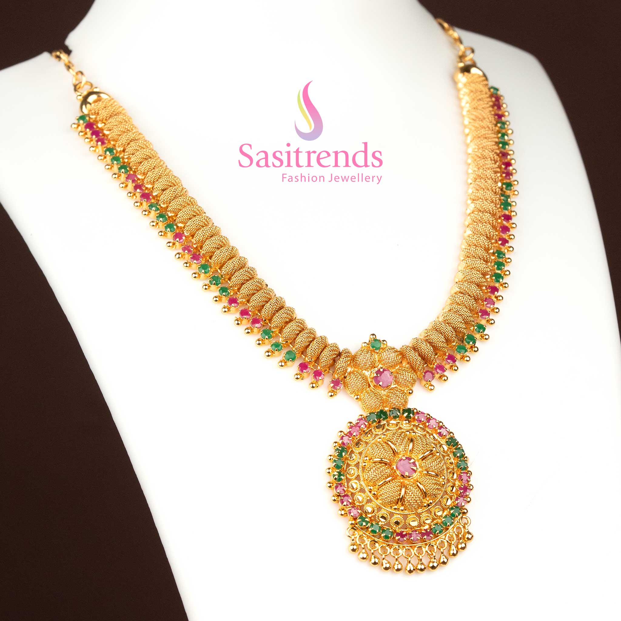 Zenith ruby-green micro gold plated circular pendant necklace with AD stones and golden bead detailing, crafted for luxurious festive occasions – Sasitrends