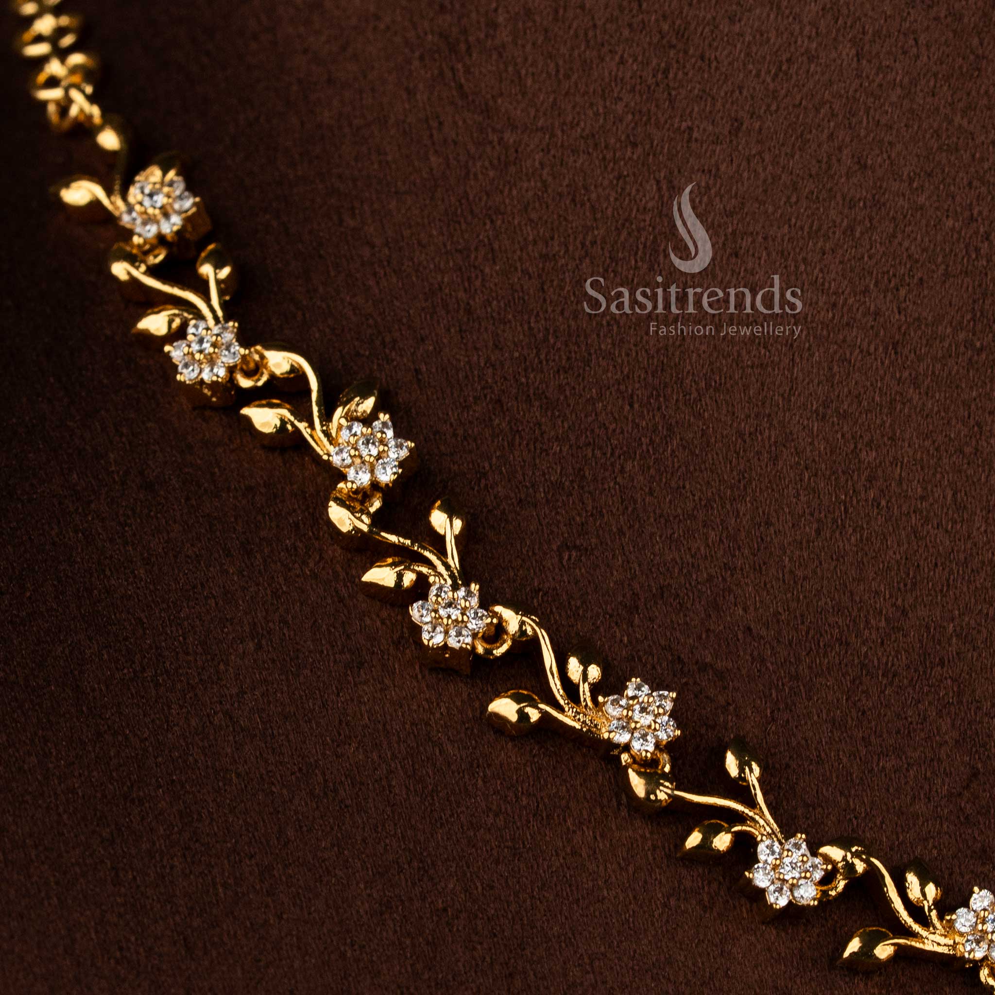 Ethereal white matte gold peacock feather AD stones necklace jewellery set, elegant accessory for saree and festive wear - Sasitrends