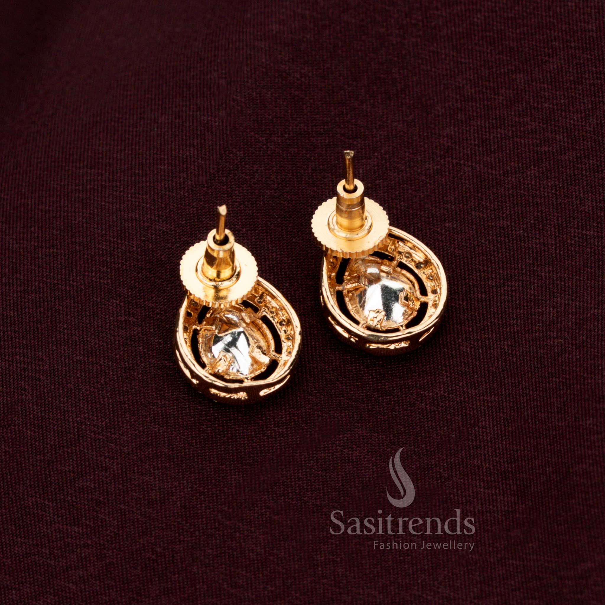 Illustrious Kundan Waterdrop Earrings With Radiant Dual Outlines And Ornamental Grandeur – Celestial Regal Jewellery Designed For Lavish Receptions And Cultural Grandeur – Sasitrends