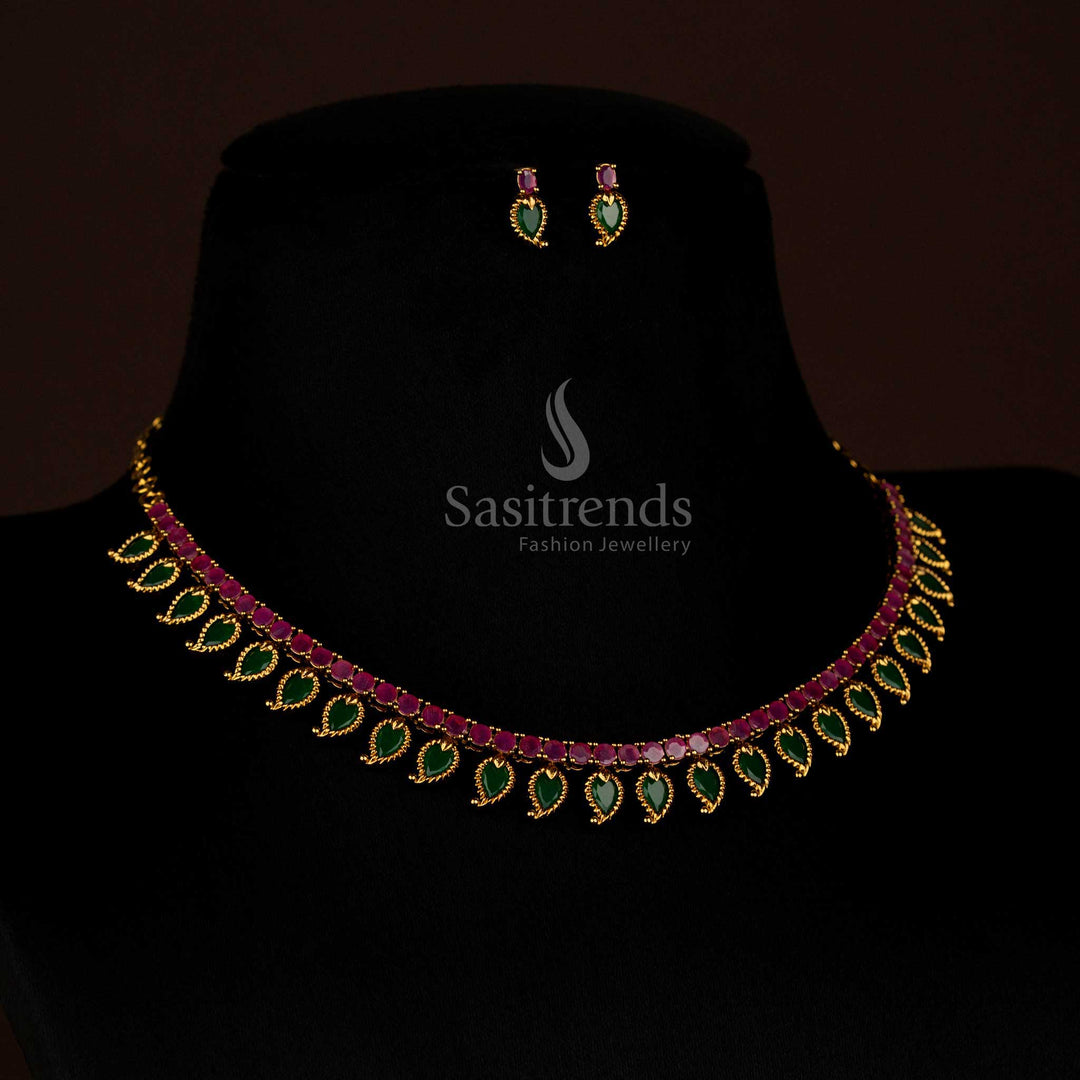 Elegant Flower Pendant Necklace Set - Perfect for Traditional Occasions