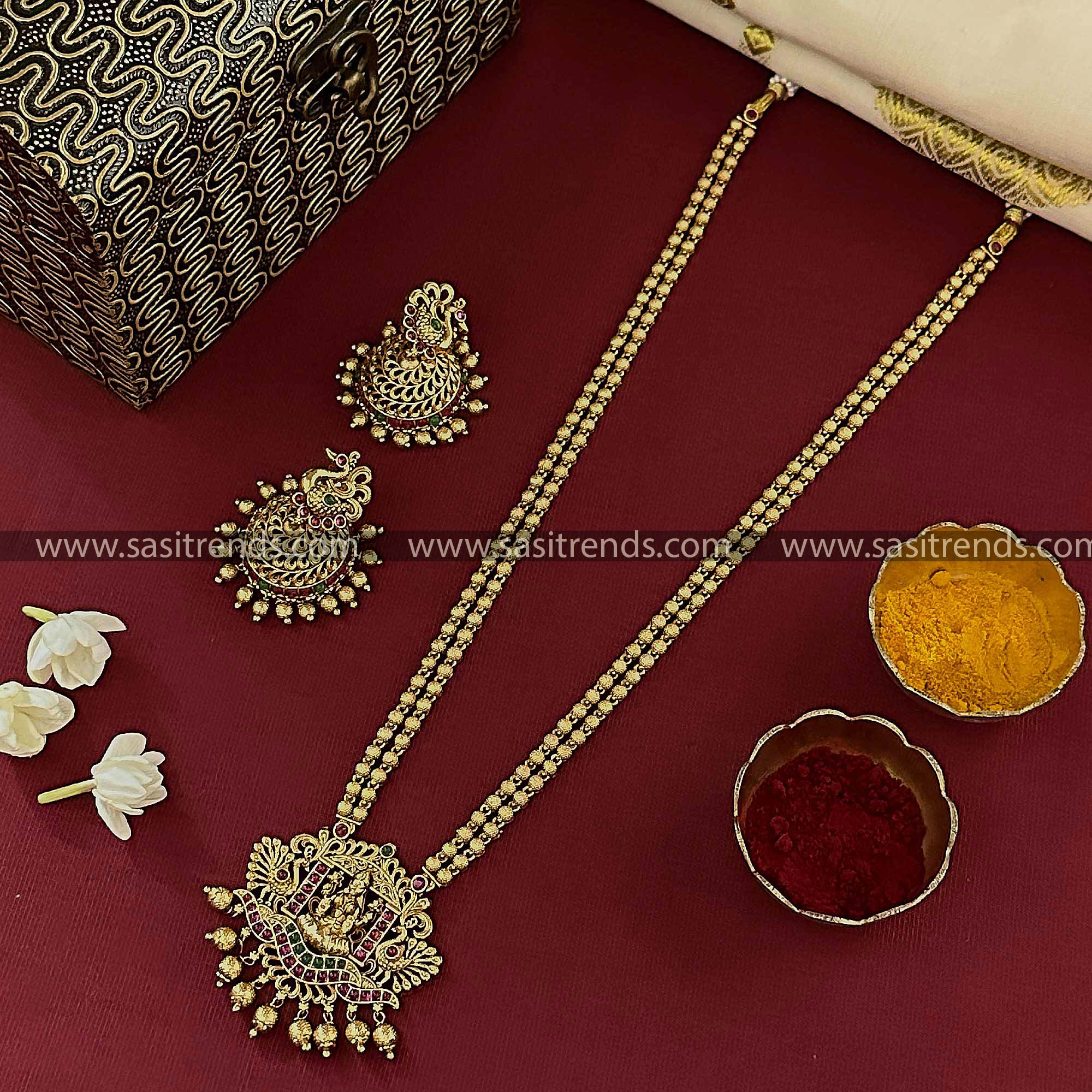 Latest Lakshmi Temple Pendant Long Necklace Set Bridal Jewellery Set Sasitrends