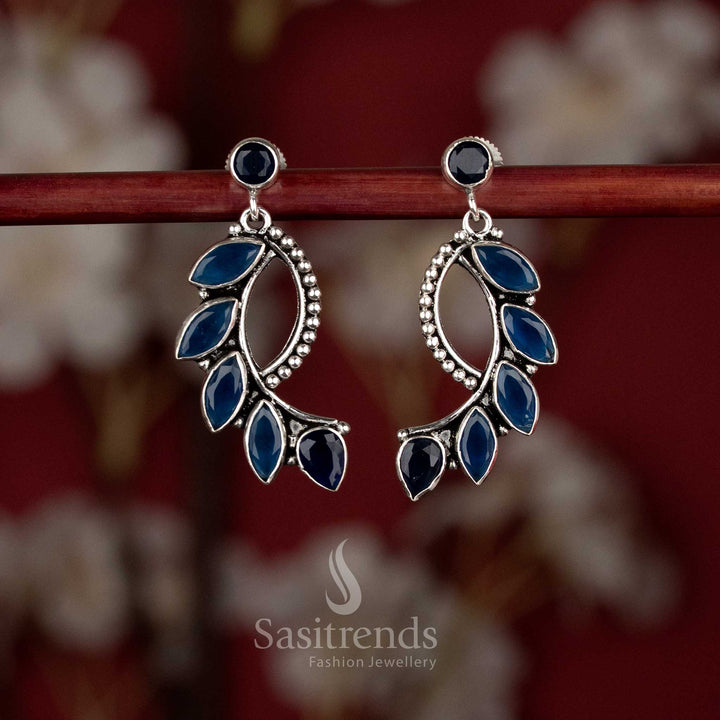 Stylish Oxidised S-Curve Crawler Stone Earrings for Office, Casual Dinners