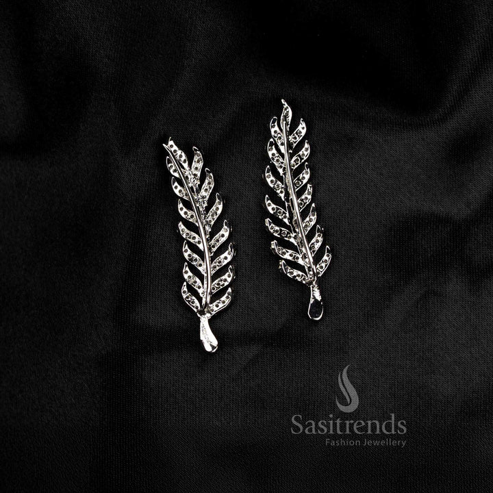 Elegant silver fern leaf American Diamond earcuff earrings perfect for trendy designer fashion looks and polished accessorising – Sasitrends