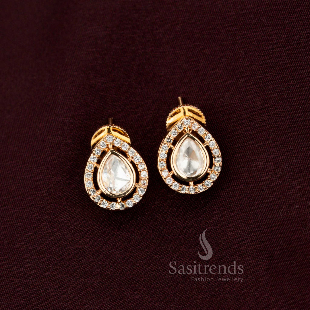 Resplendent Kundan Waterdrop Earrings With Dual Outline Teardrops And Intricate Craftsmanship – Aristocratic Heritage Jewellery Crafted For Majestic Celebrations And Noble Elegance – Sasitrends