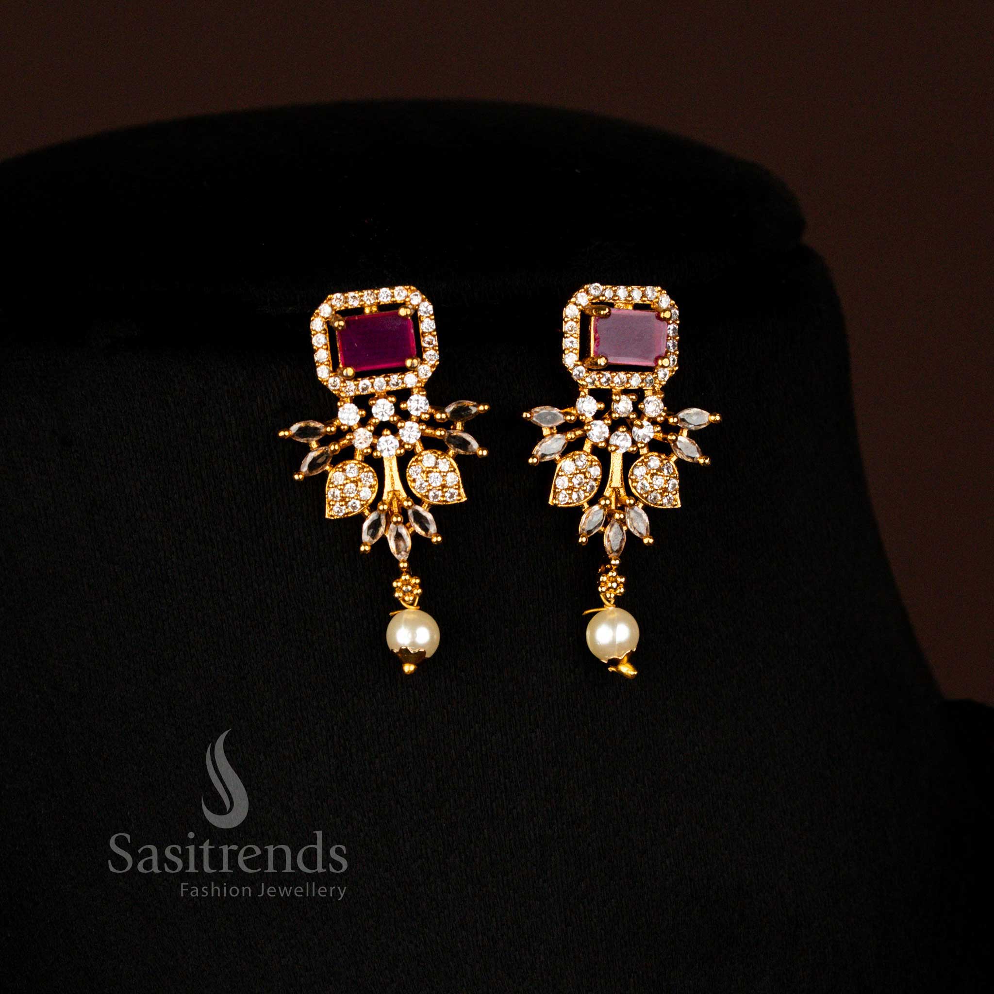 Ethnic South Indian Matte Gold Plated Floral AD Stone Necklace Set With Pearls Jewellery – Sasitrends