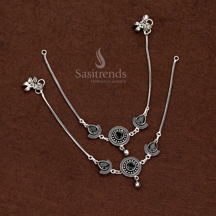 Elegant oxidised anklet with black teardrop Monalisa stones, ideal for party, travel, and street-style fashion – Sasitrends