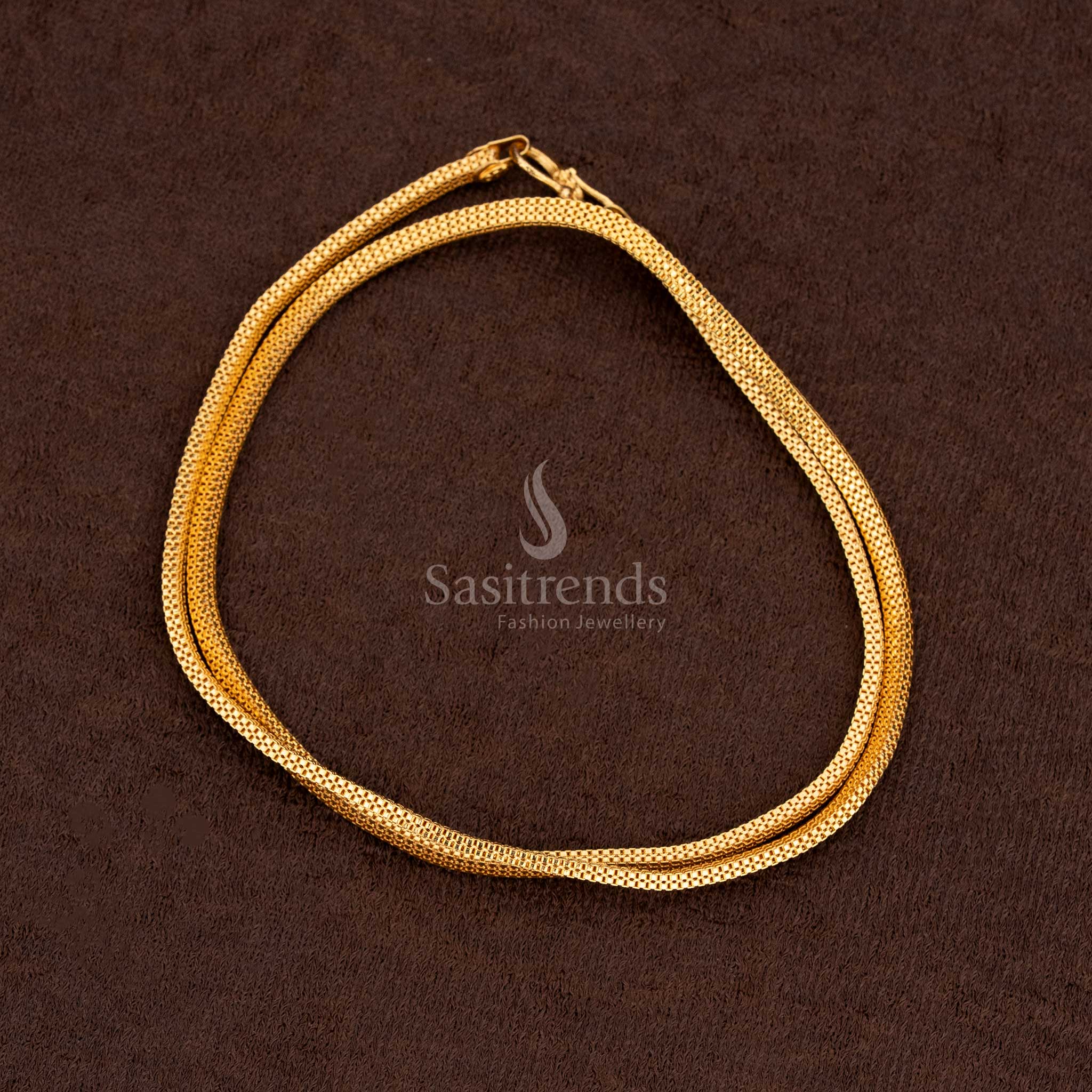 Premium Thick Micro Gold Plated Box Chain With Golden Lustre Designed For Community And Cultural Events - Sasitrends