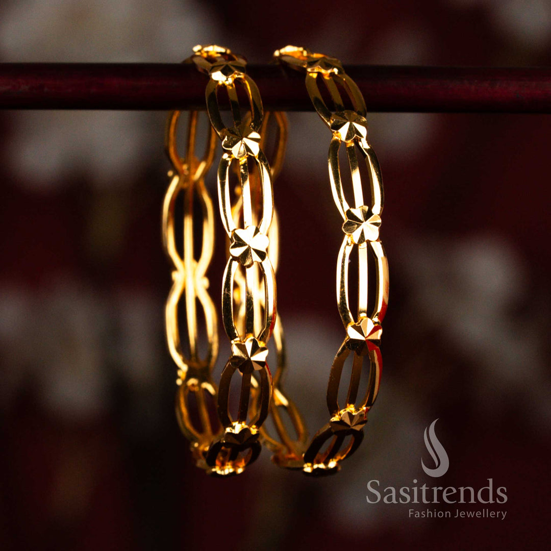 Elegant micro gold plated pair of 2 filigree star cut linked designer bangles suitable for wedding, festive, temple and traditional ethnic women wear – Sasitrends