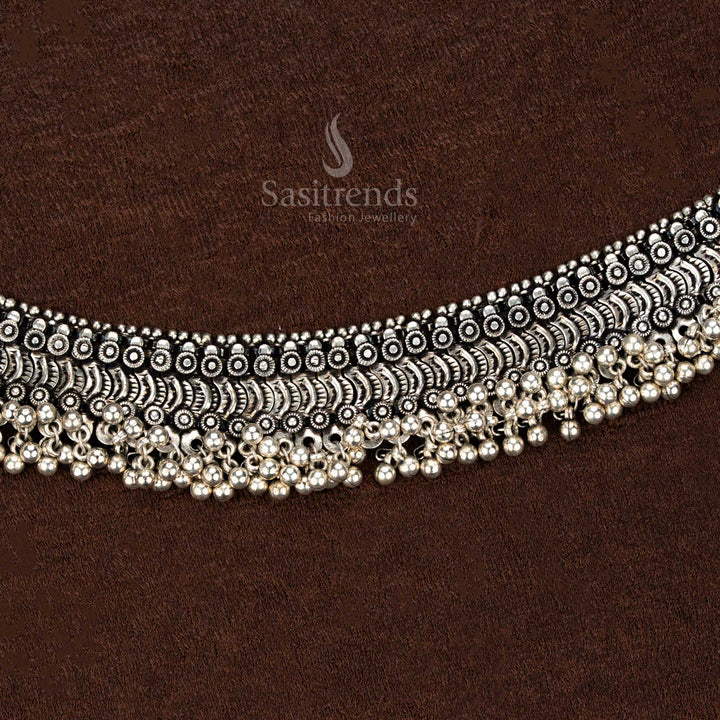 Traditional oxidised anklet with circular tribal design and layered detailing – Sasitrends