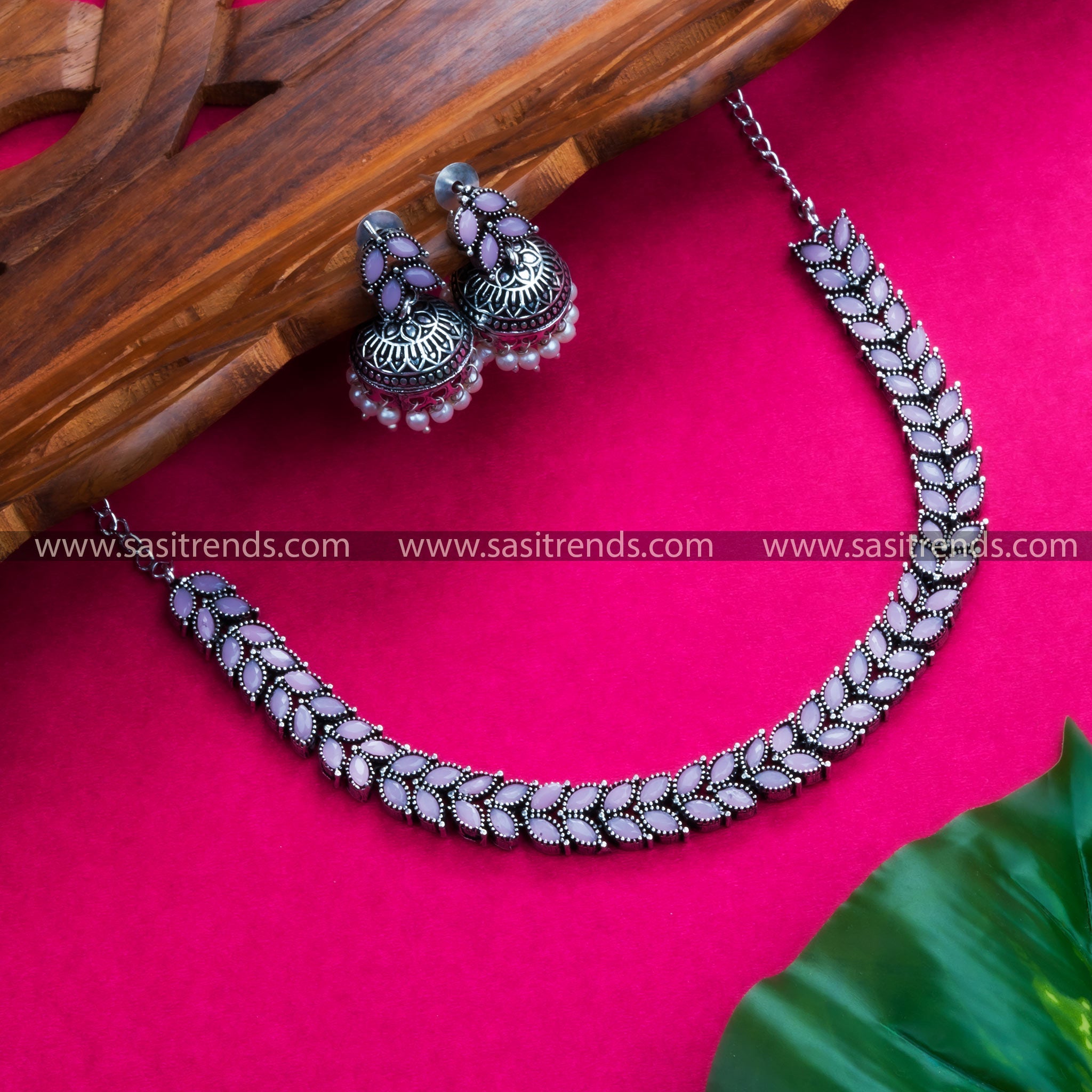 Elegant Oxidised Stones Jewellery Set with Leaf Motifs - Sasitrends - Sasitrends