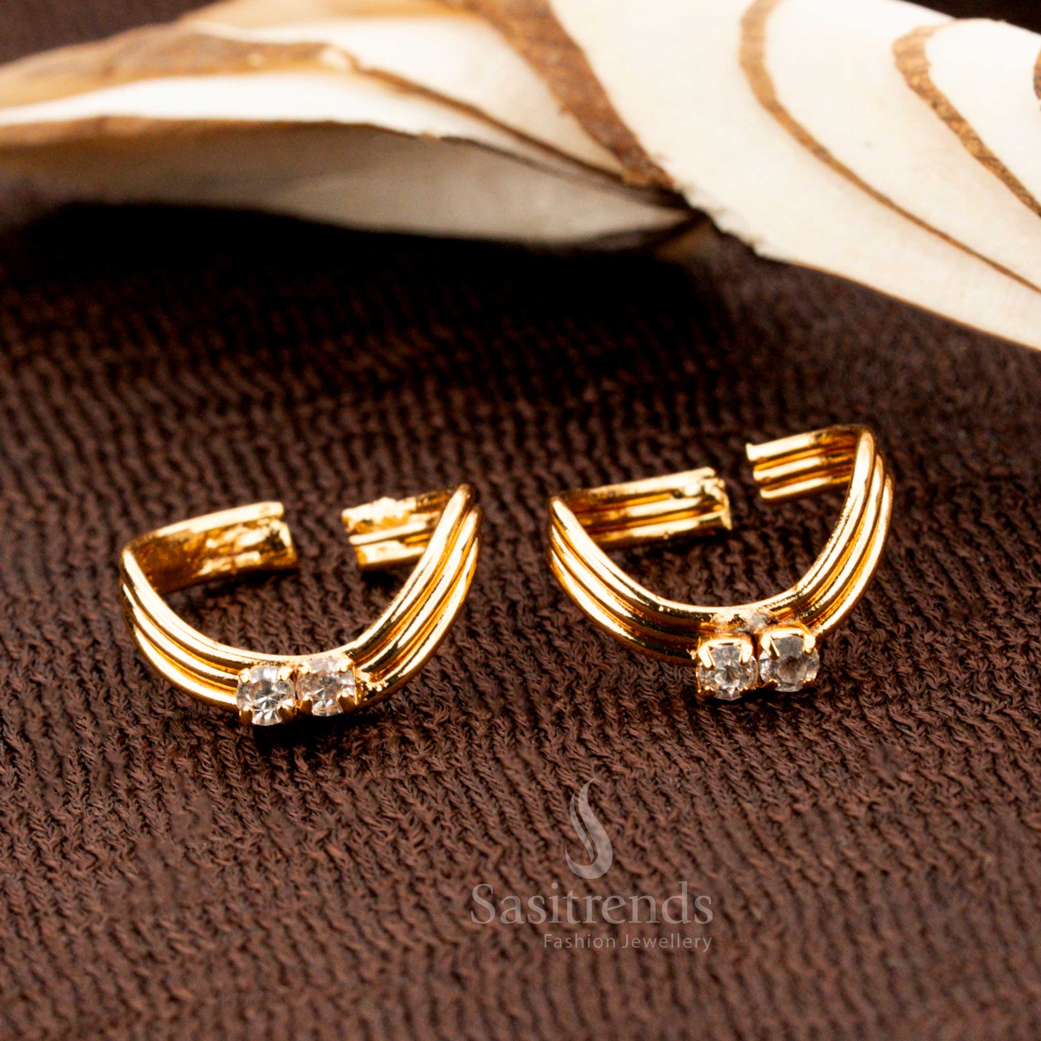Adjustable toe rings with twin studded stones – glimmering micro gold one gram jewellery for graceful Indian fashionistas - Sasitrends