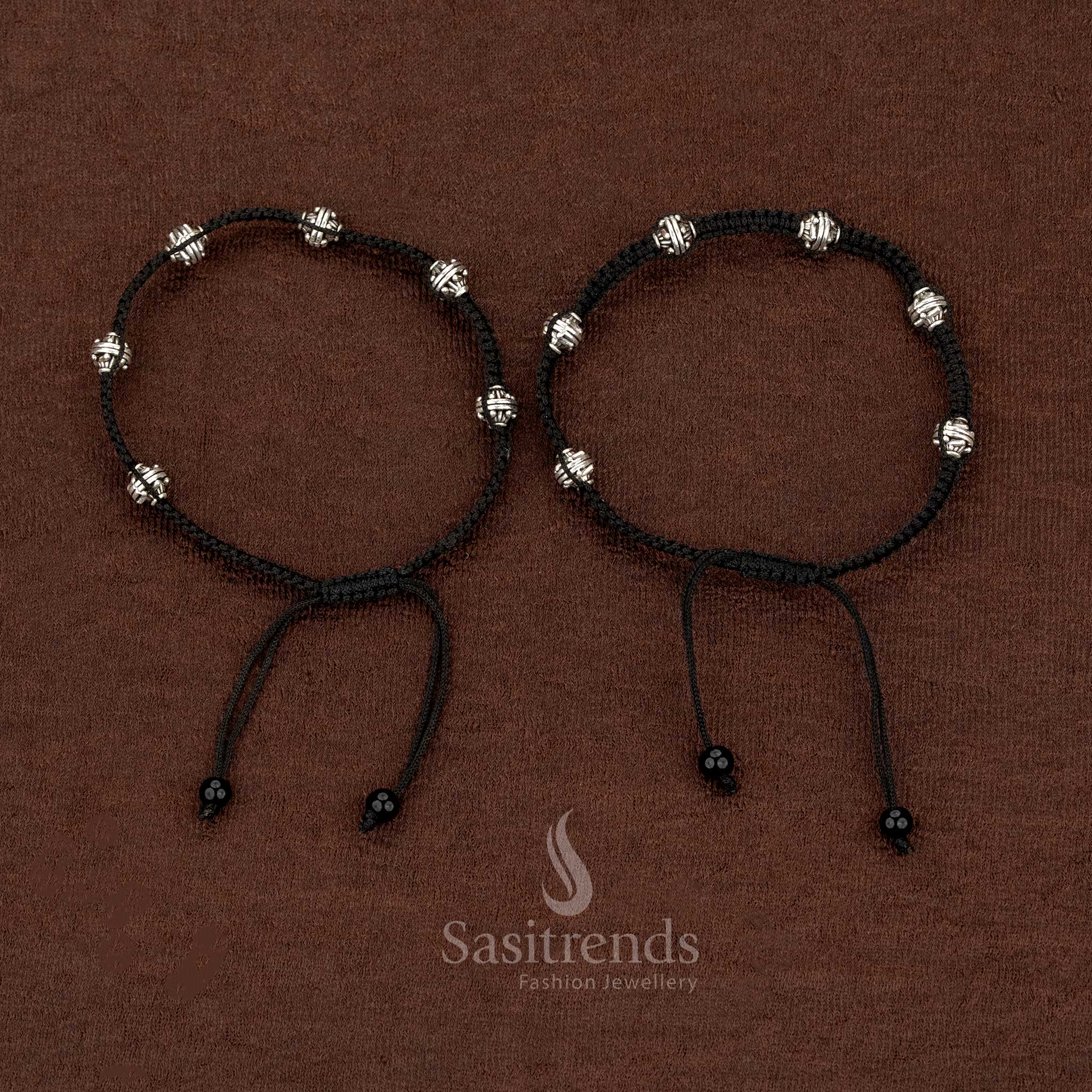 Playful oxidised black anklet featuring ball charm, stranded design perfect for casual wear, daily outings, and street style ensembles – Sasitrends