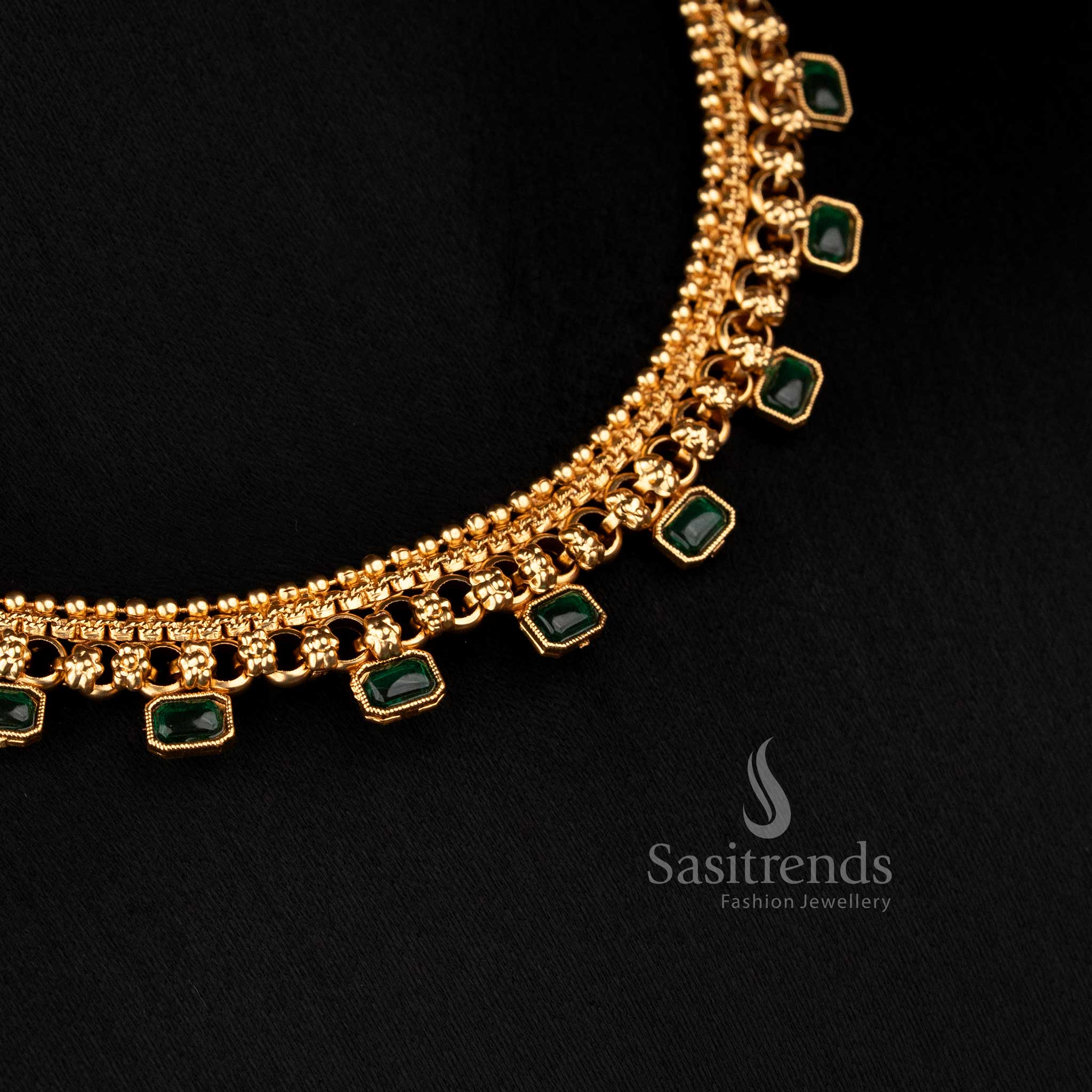 Striking Classic Matte Gold Plated Emerald-Cut Rectangular Stone Choker Necklace Set for Festive Wear - Sasitrends