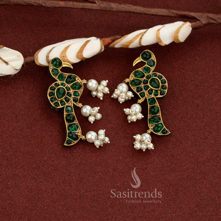 Emerald heirloom green antique oxidised peacock pearl drop stone earrings perfect for weddings and traditional saree styling – Sasitrends