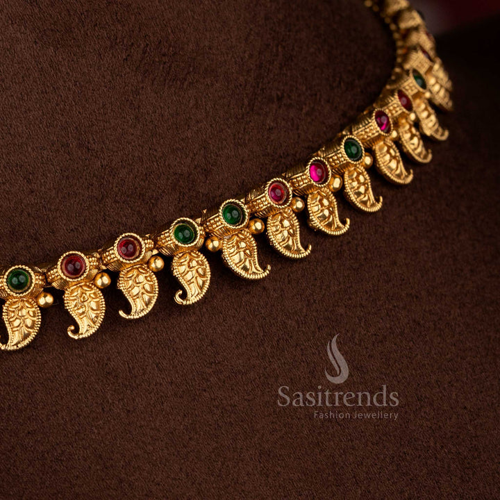 Majestic classic matte gold plated ruby-green clustered stone necklace for elegant celebration styling – Sasitrends