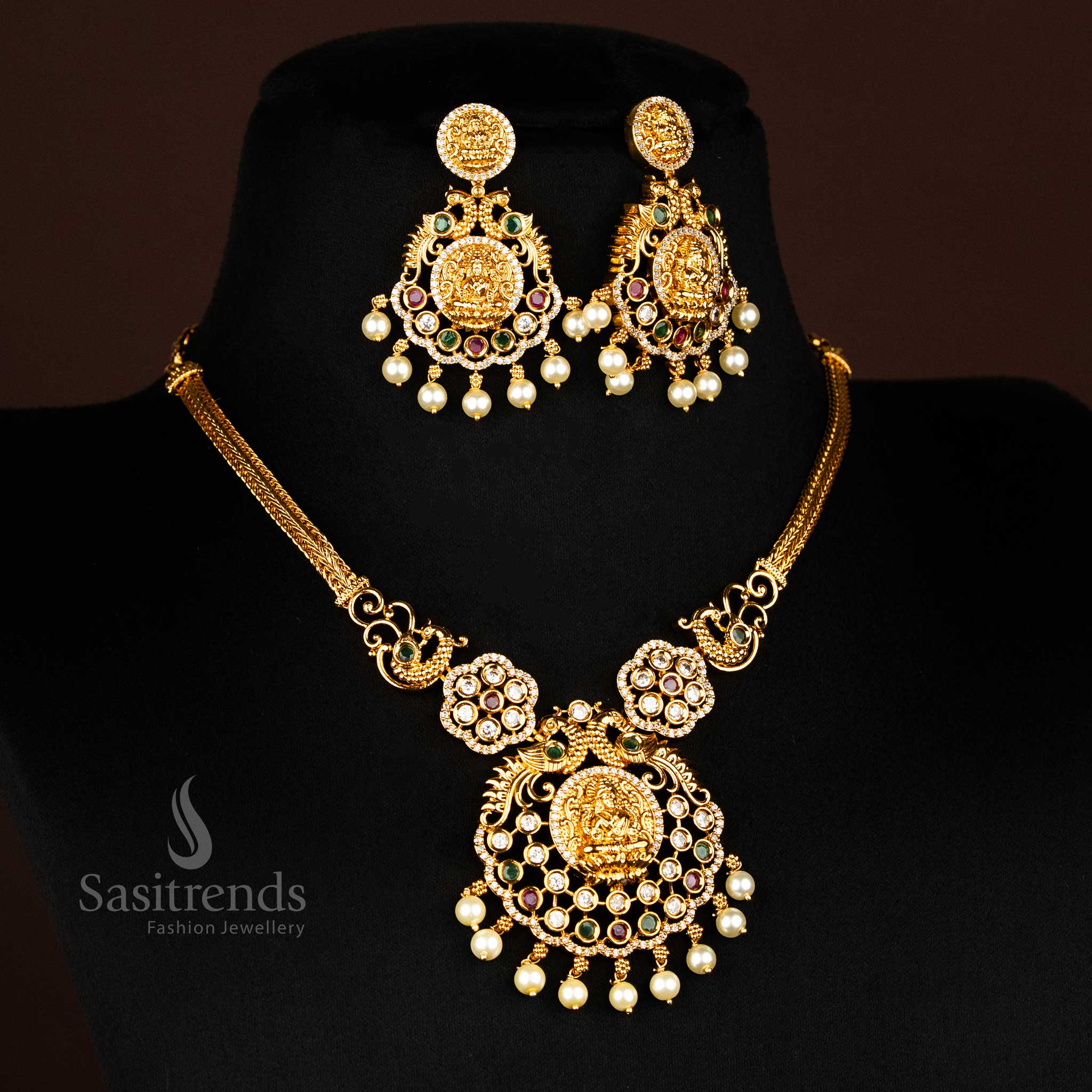 Premium Matte Temple Necklace with Peacock & Coin Design - Sasitrends