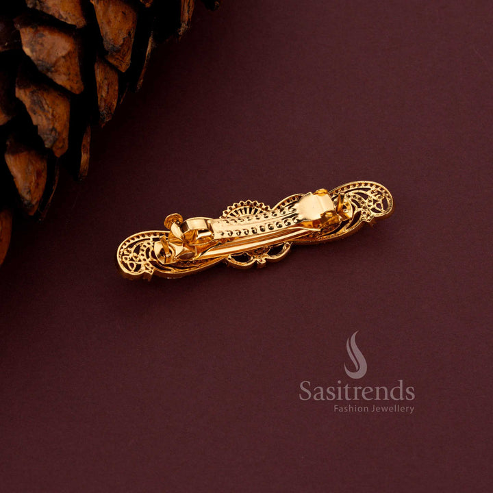 elegant traditional style suitable for weddings, festive occasions, and ethnic wear from Sasitrends.