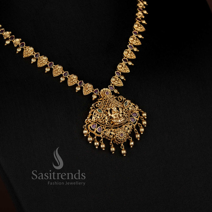 Premium Matte Gold Plated AD Floral Pendant Necklace Jewellery Set for Bridal Wear – Sasitrends