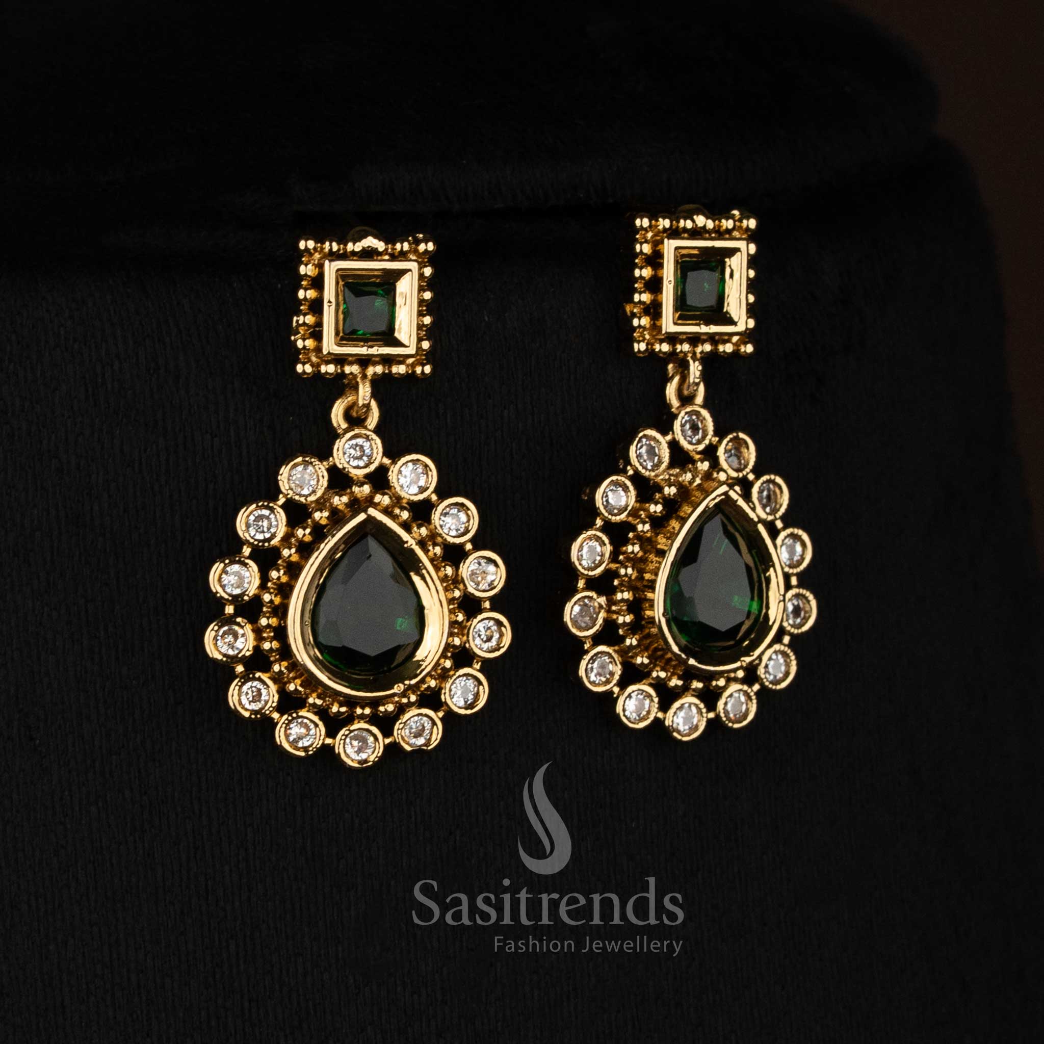 Beautifully crafted Victorian plated American diamond necklace set for party & reception wear - Sasitrends