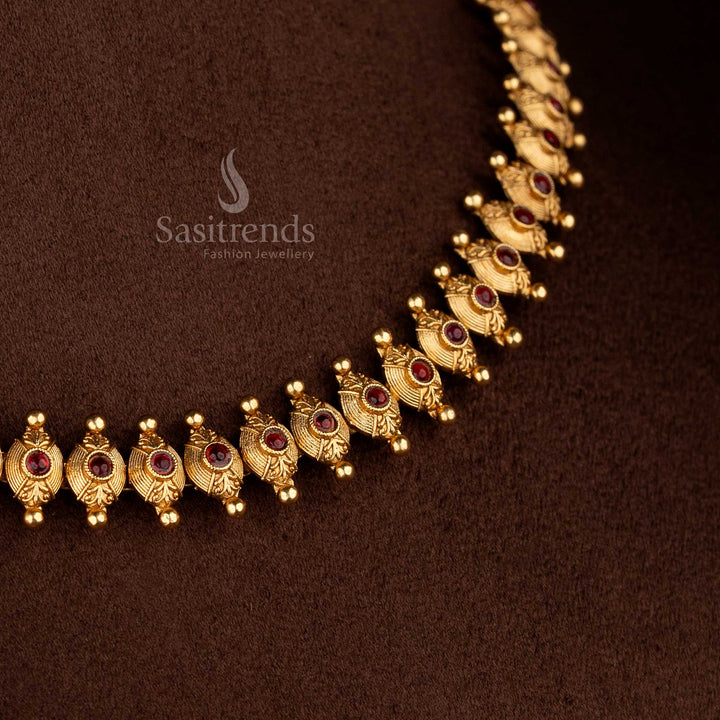 Enchanting classic matte gold plated ruby stone royal necklace with ornate curves – Sasitrends