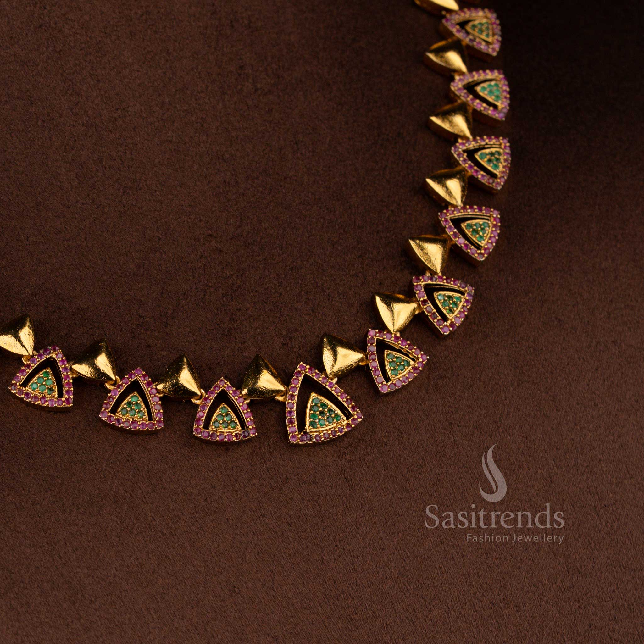 Heritage inspired temple matte gold ruby-green AD necklace jewellery ideal for saree styling and traditional events – Sasitrends