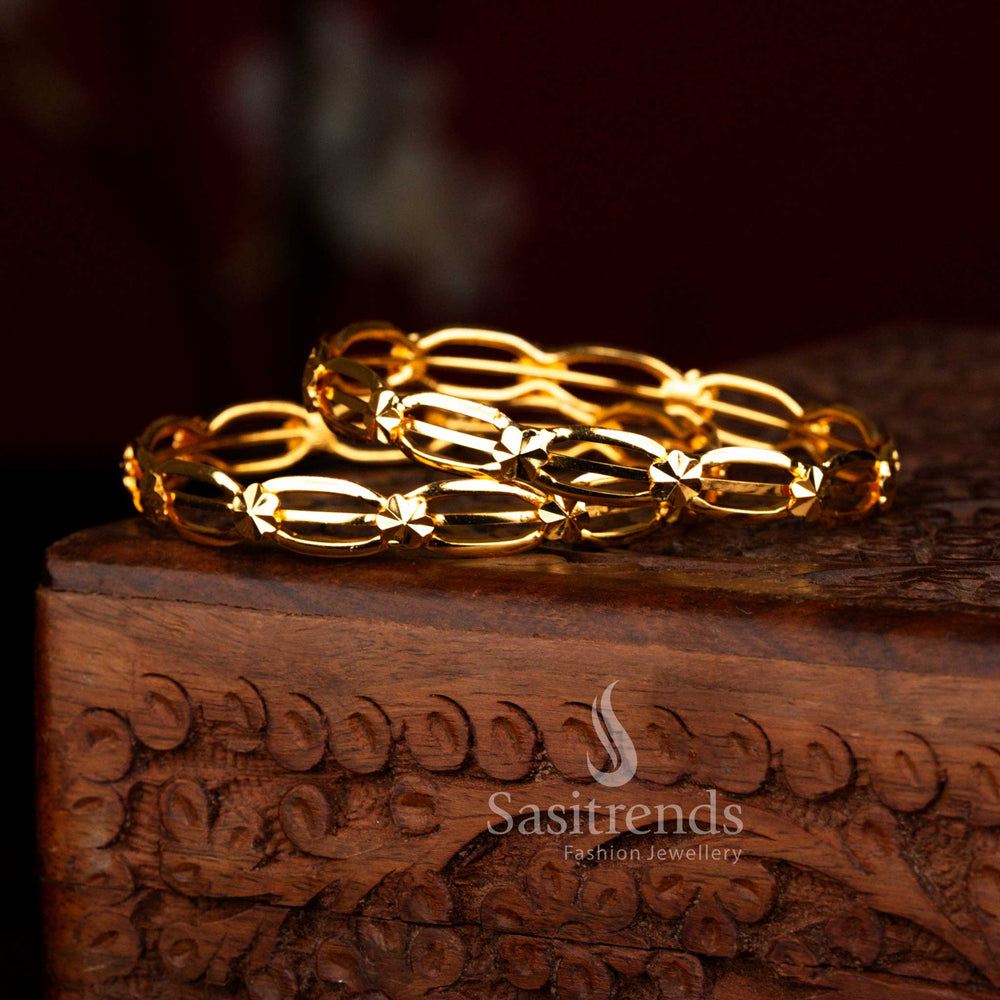Exquisite micro gold plated double bangle jewellery featuring star cut filigree link design perfect for Indian wedding, festive and temple traditional styling – Sasitrends