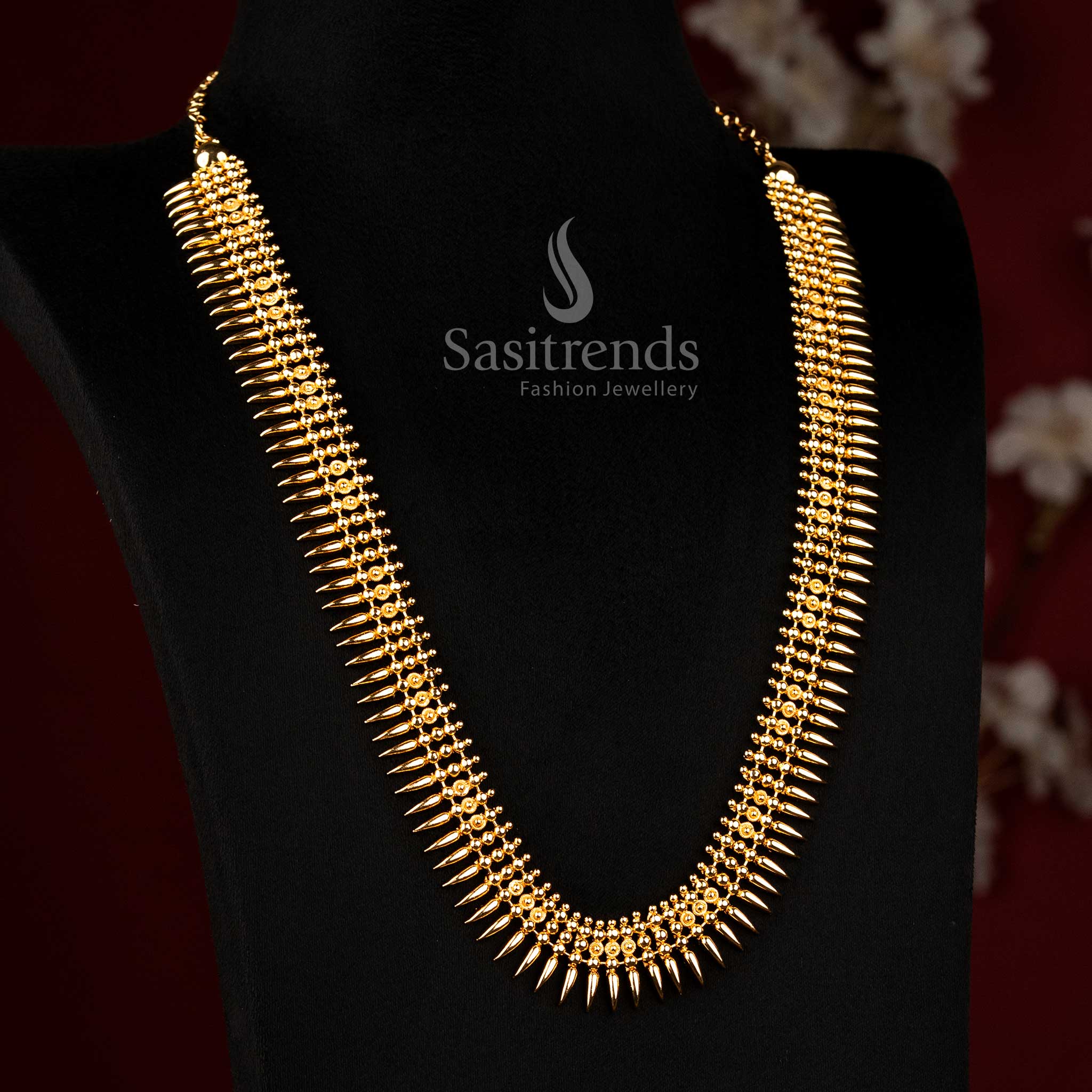 Heritage micro gold plated mullapoo floral long necklace designed for traditional saree and temple cultural wear – Sasitrends