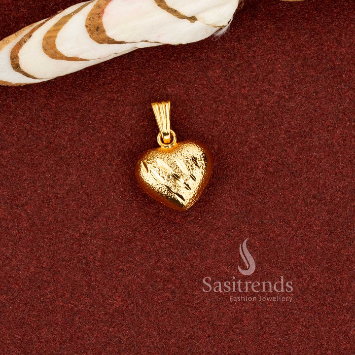 Guaranteed Micro Gold Plated Stippled Heart Texture with Fluted Diamond-Cut Ridges Pendant for Festive Styling, Office Wear & Elegant Occasions