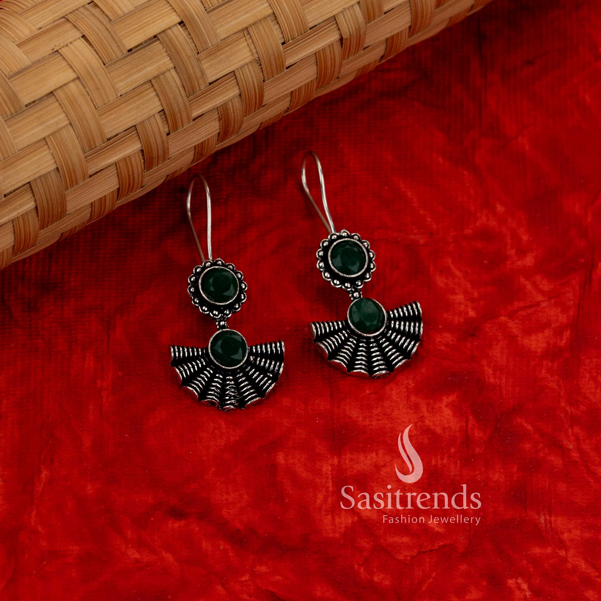 Oxidised silver round shell hook earrings for daily and evening wear – Sasitrends