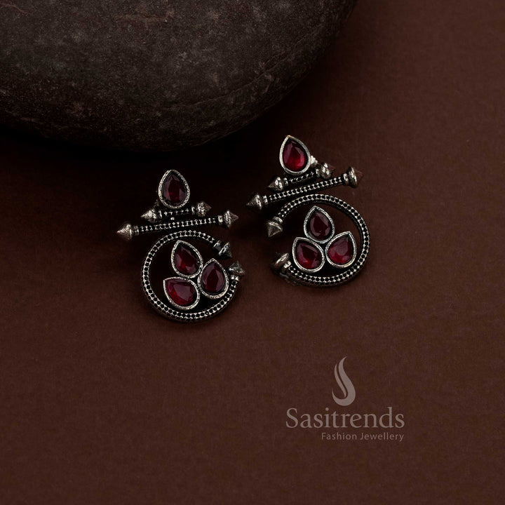 Contemporary oxidised silver geometric spike earrings with polished stone – Sasitrends