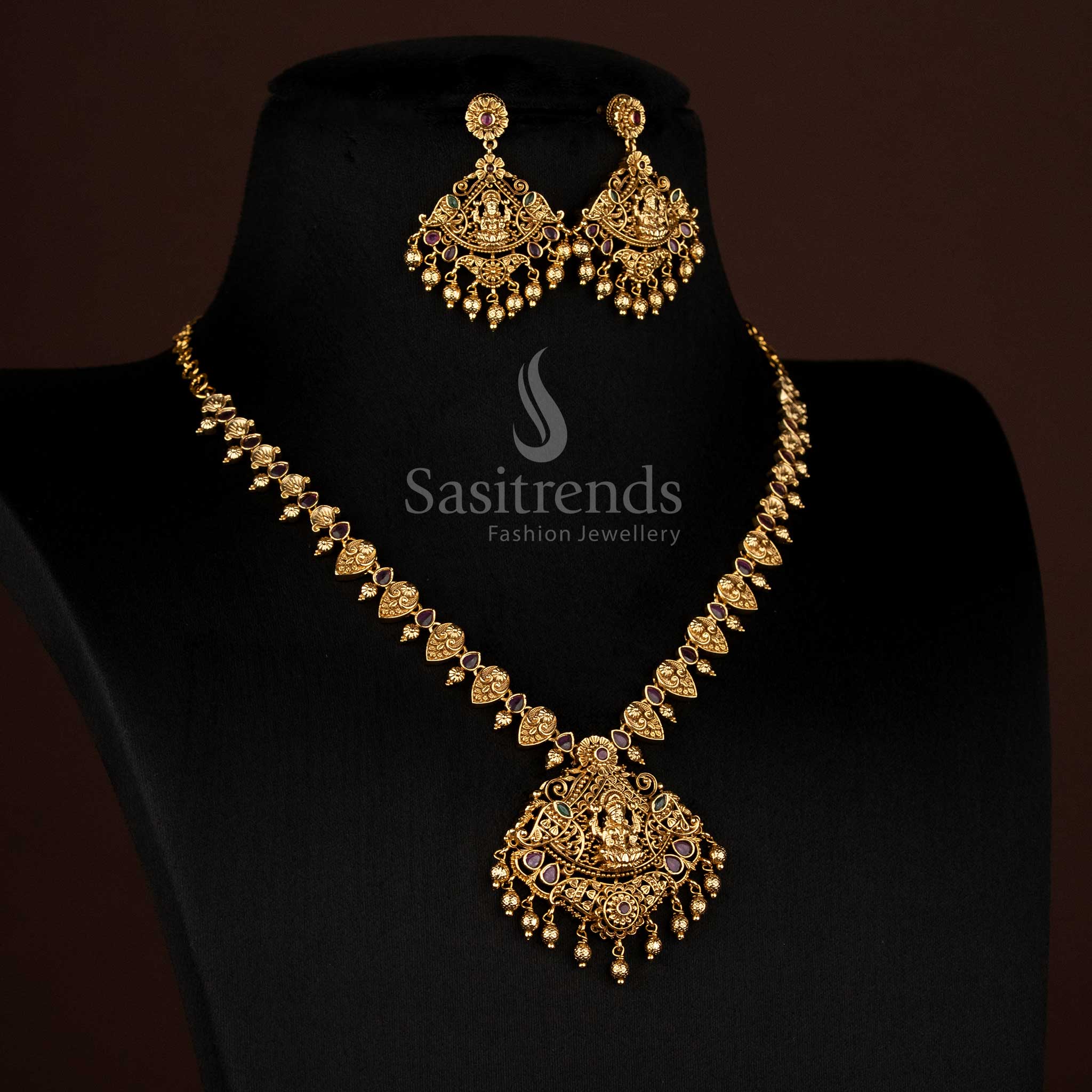 Premium Matte Gold Plated AD Floral Pendant Necklace Jewellery Set for Bridal Wear – Sasitrends