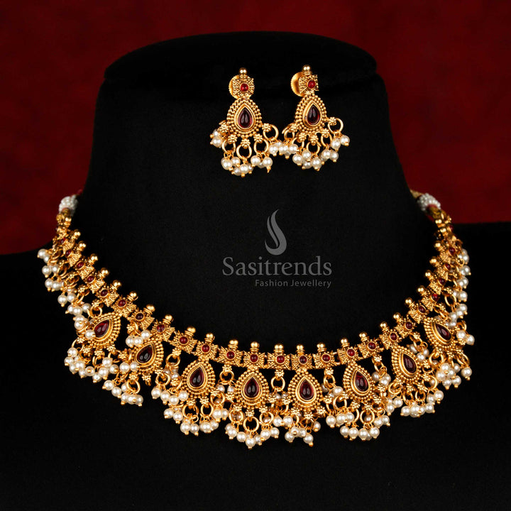 Ancient Charm Matte Gold Necklace Set in Temple Style with Ruby Teardrops and Pearl Detailing – Elegant Wedding Jewellery – Sasitrends